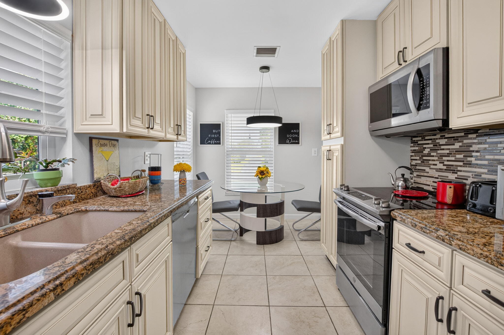 5034 Minto Road Property Photo 17