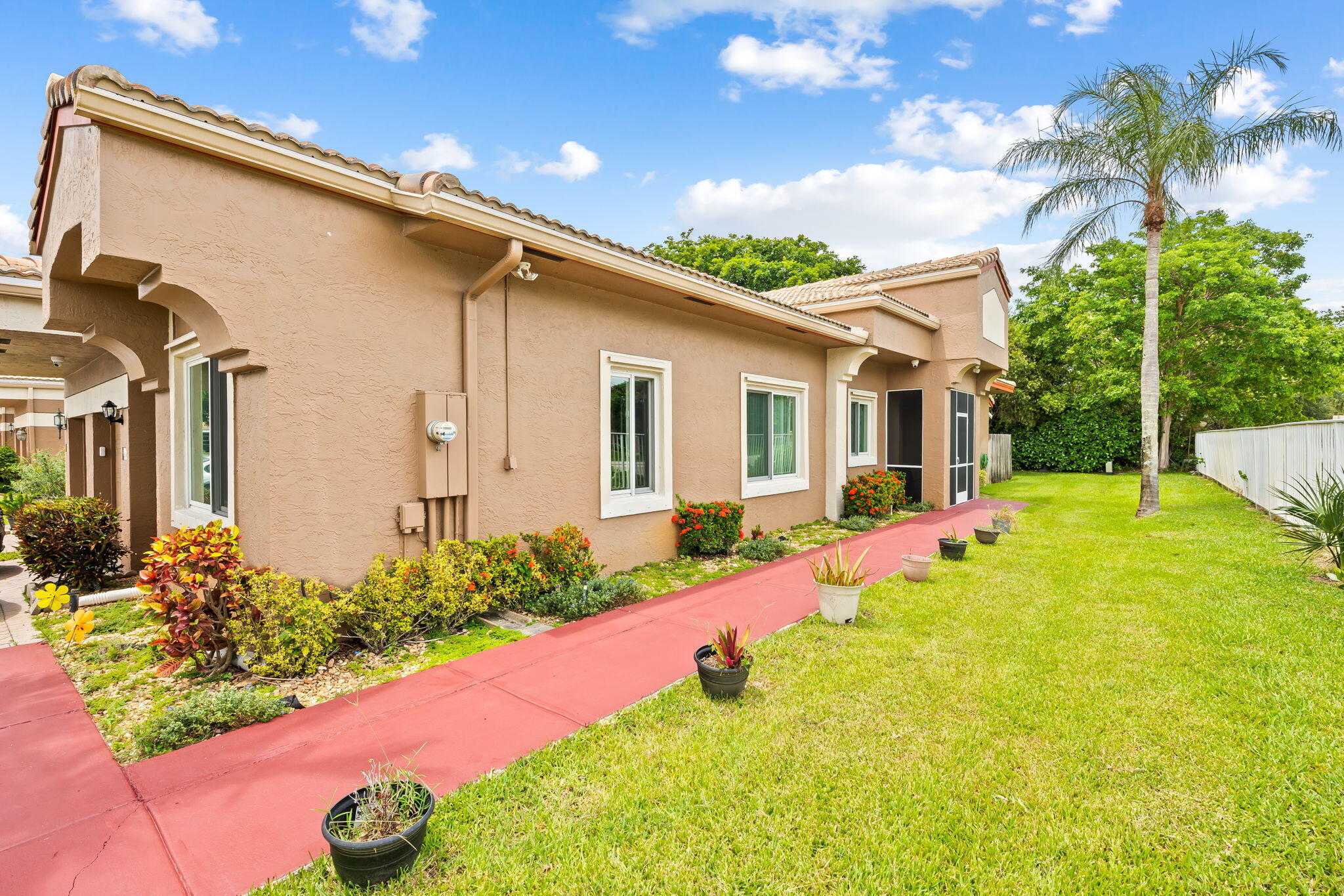 10156 Lombardy Drive Property Photo 1