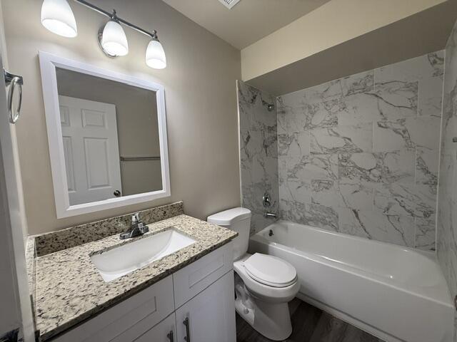 4393 Windsor Avenue 17 Property Photo 9