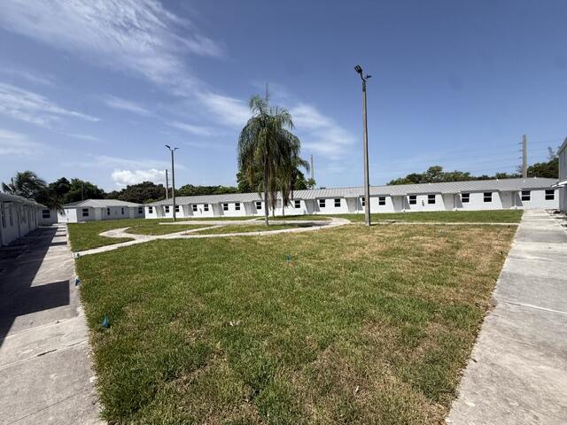 4393 Windsor Avenue 17 Property Photo 24