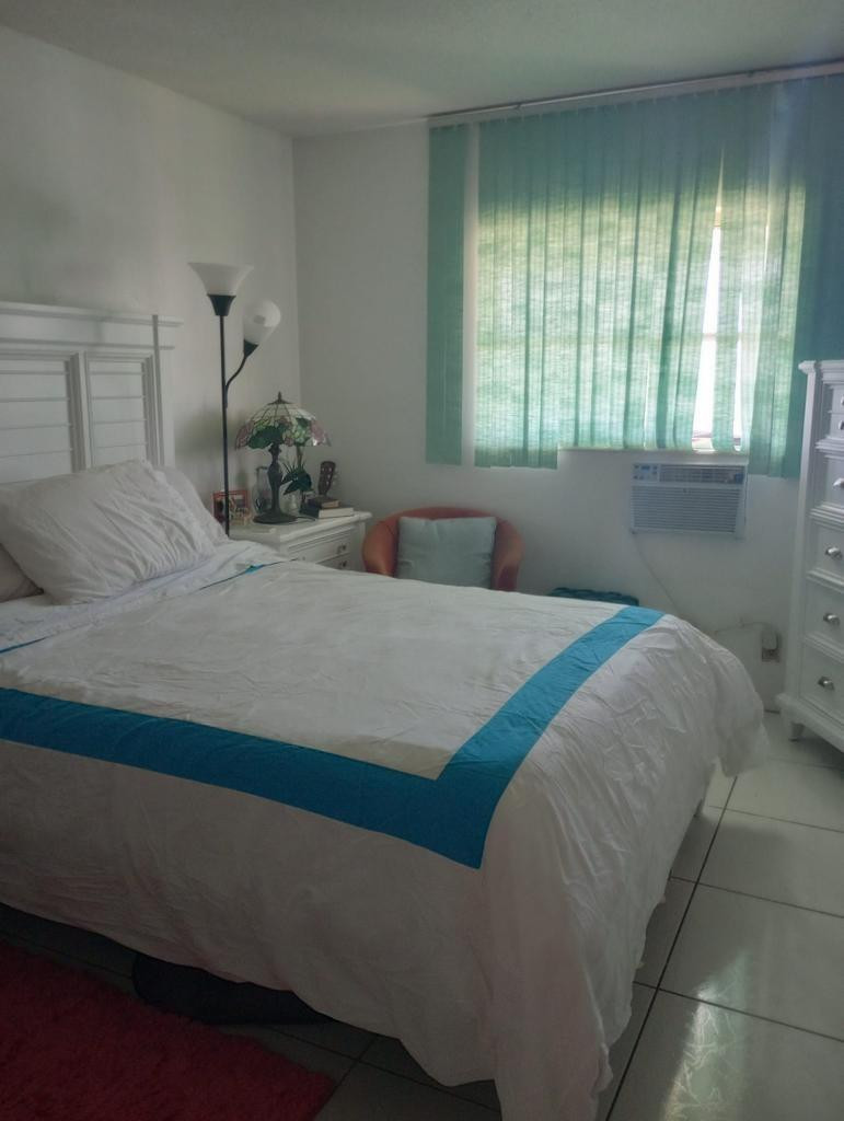 1250 E Sample Road 307 Property Photo 5