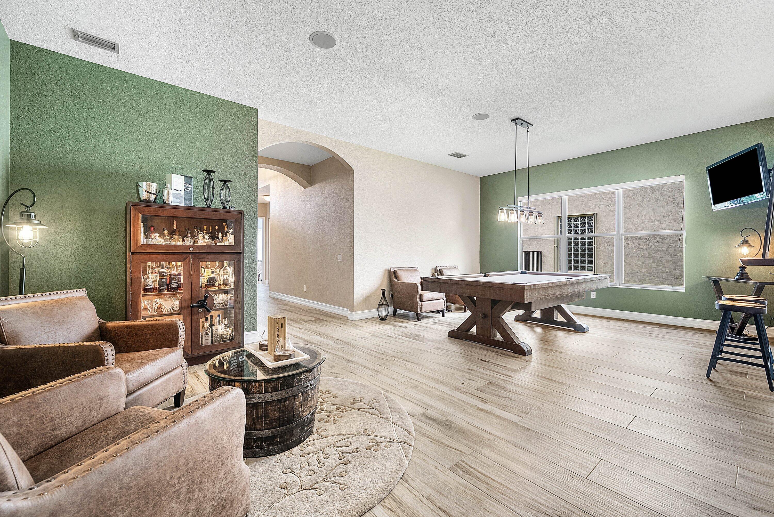 8564 Breezy Oak Way Property Photo 6