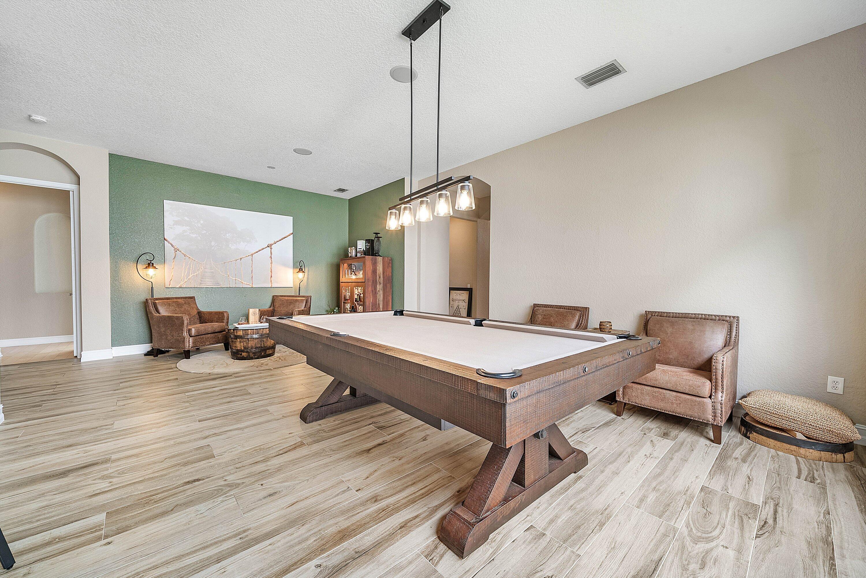 8564 Breezy Oak Way Property Photo 10