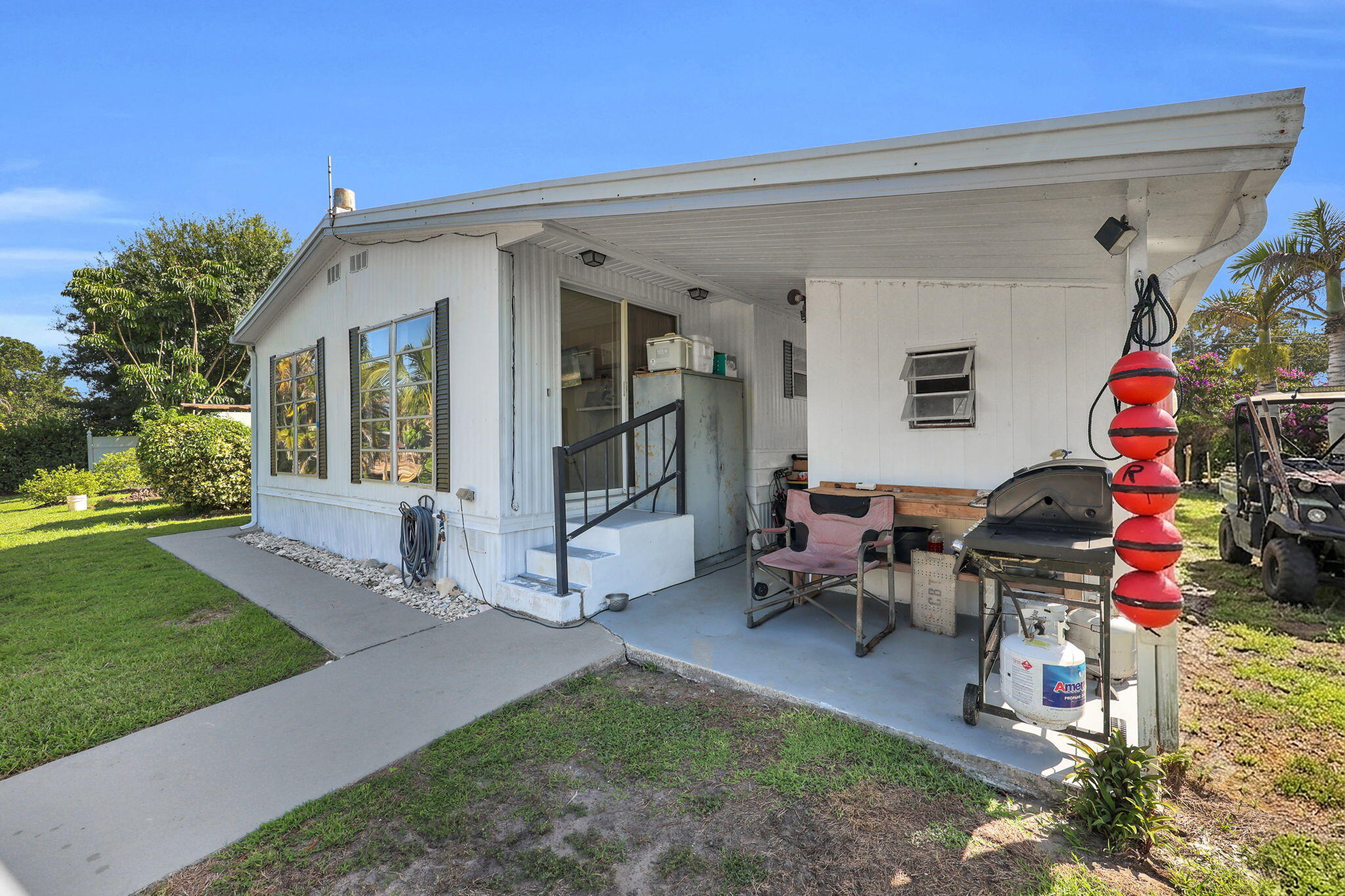 7639 Se Fork River Drive Property Photo 3