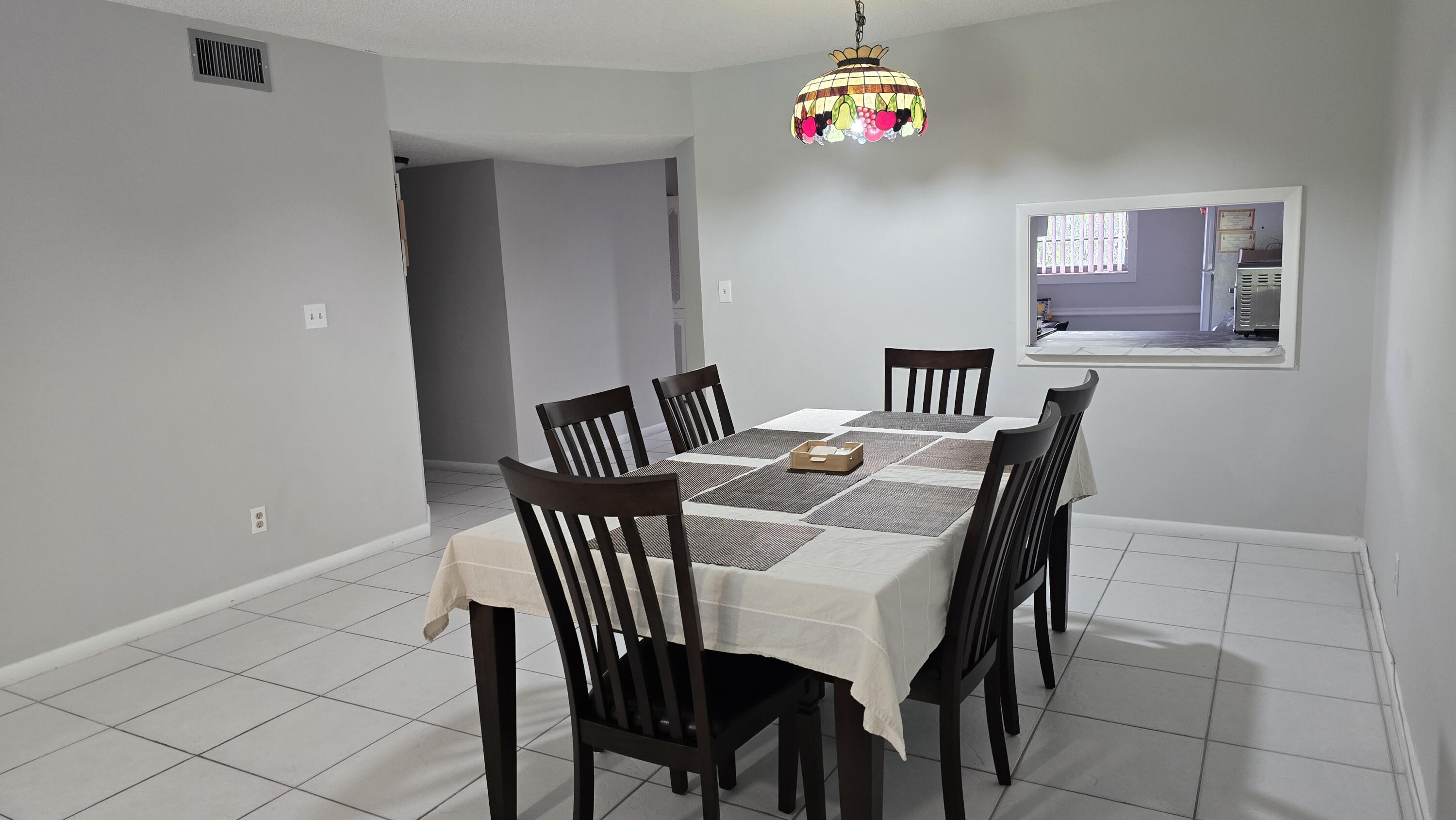 4965 E Sabal Palm Boulevard 403 Property Photo 5