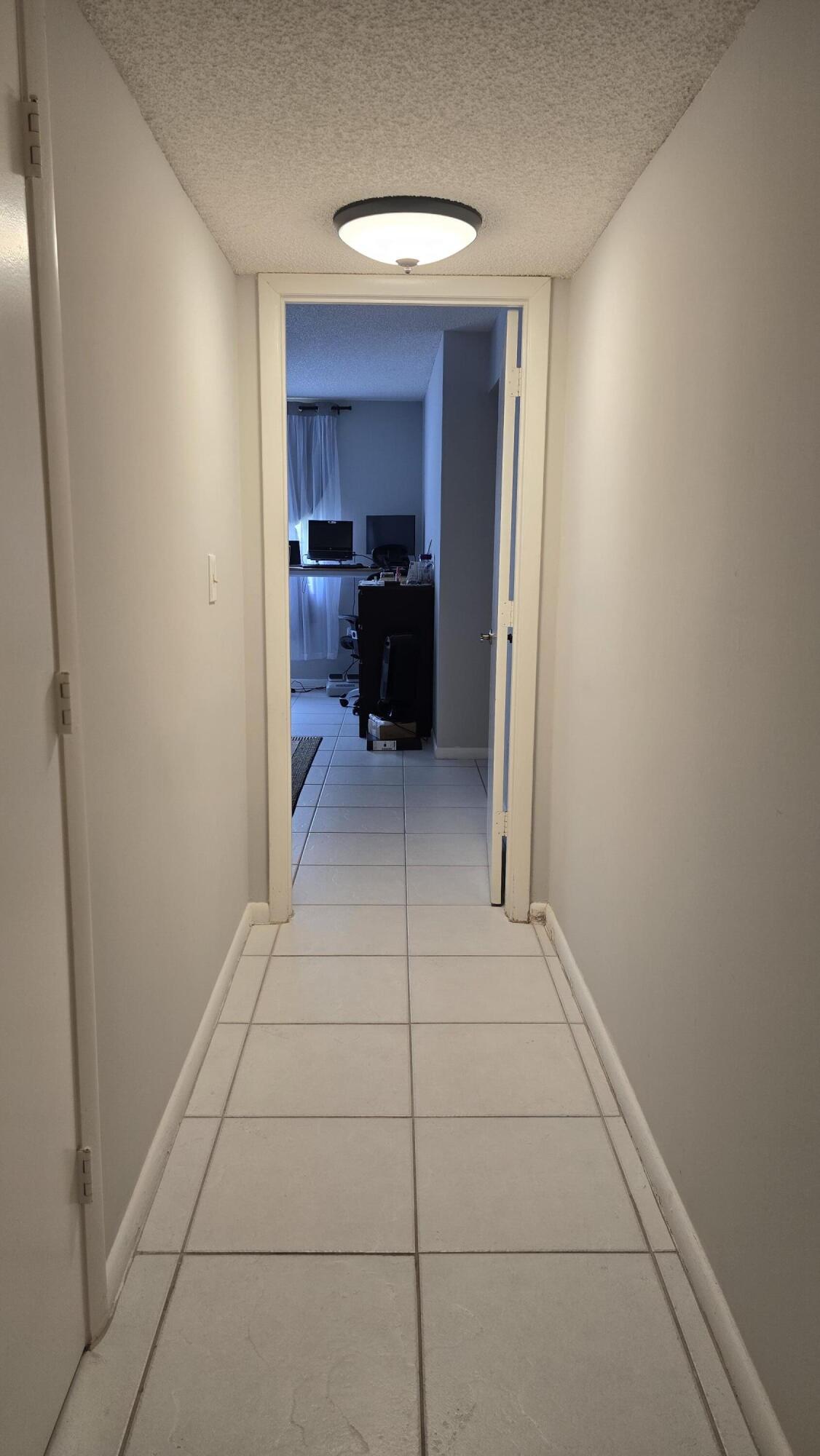 4965 E Sabal Palm Boulevard 403 Property Photo 12