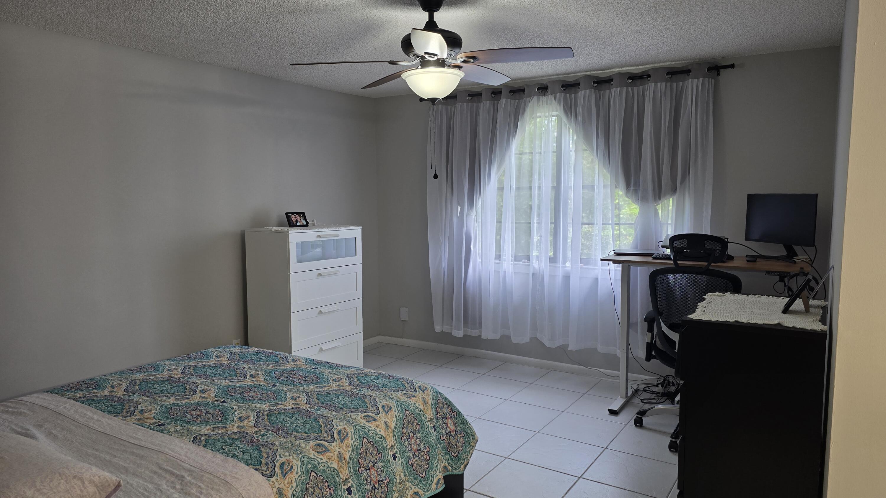 4965 E Sabal Palm Boulevard 403 Property Photo 13