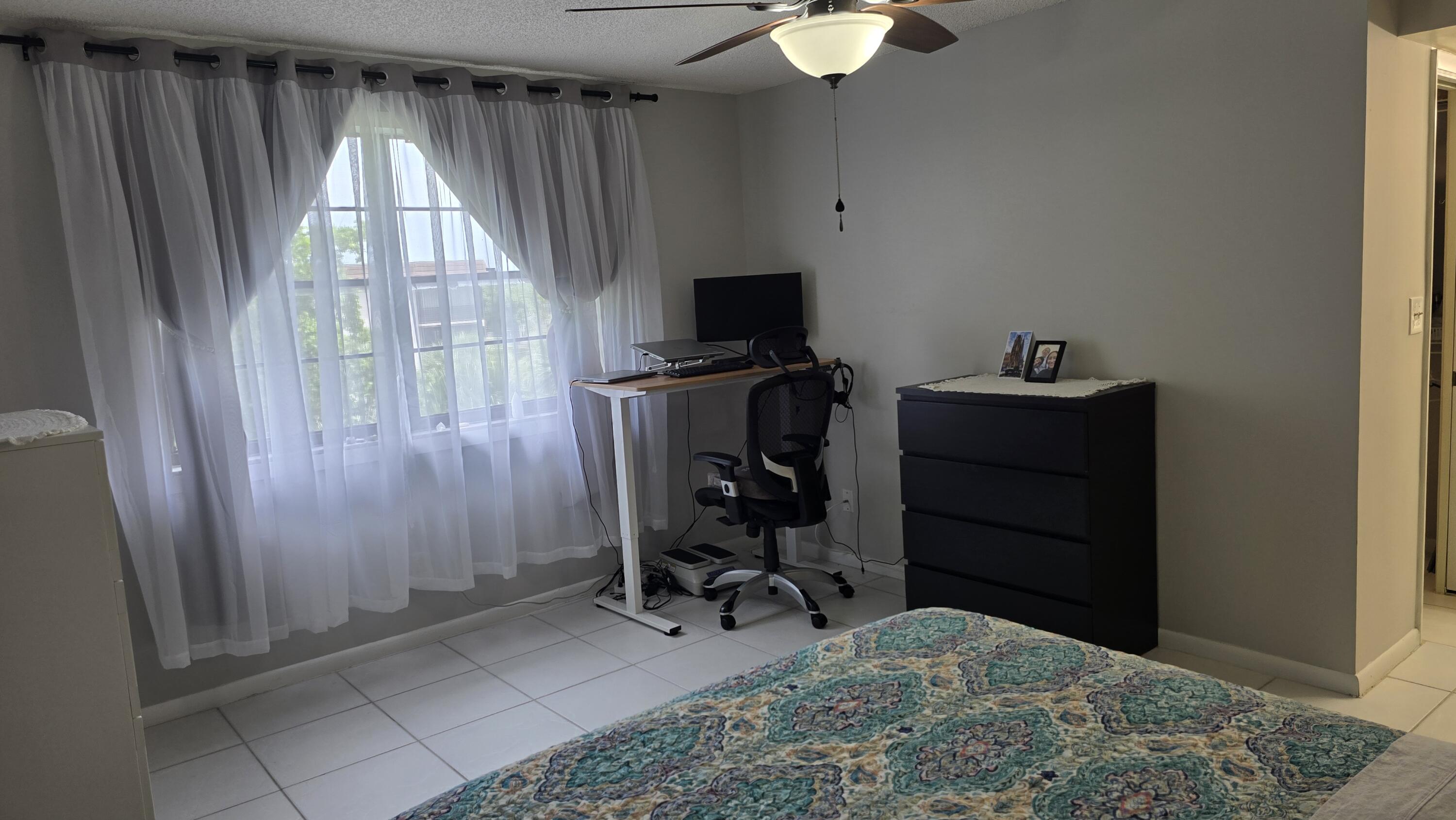 4965 E Sabal Palm Boulevard 403 Property Photo 14