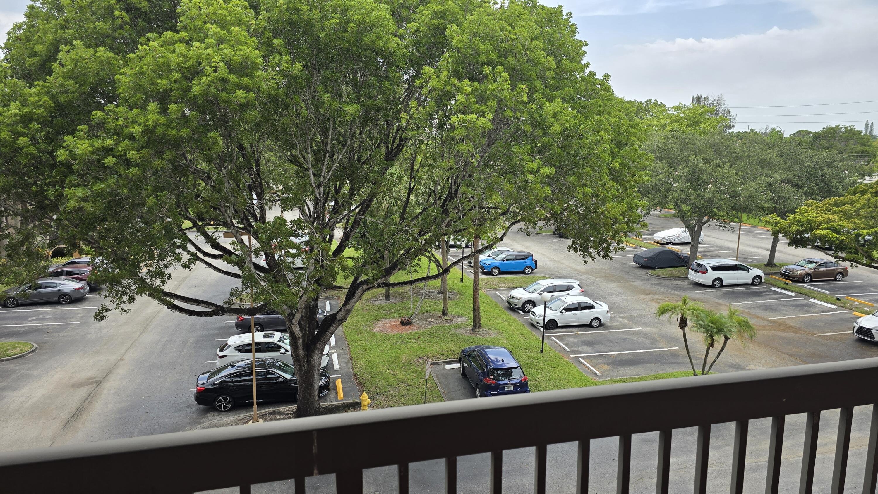 4965 E Sabal Palm Boulevard 403 Property Photo 27
