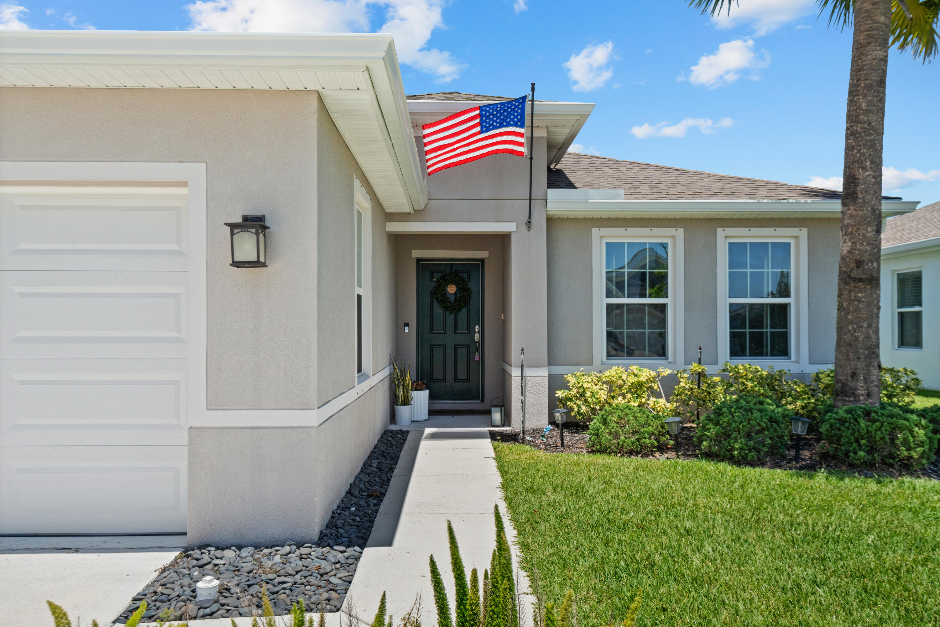 3625 Sapphire Hollow Way Property Photo 1