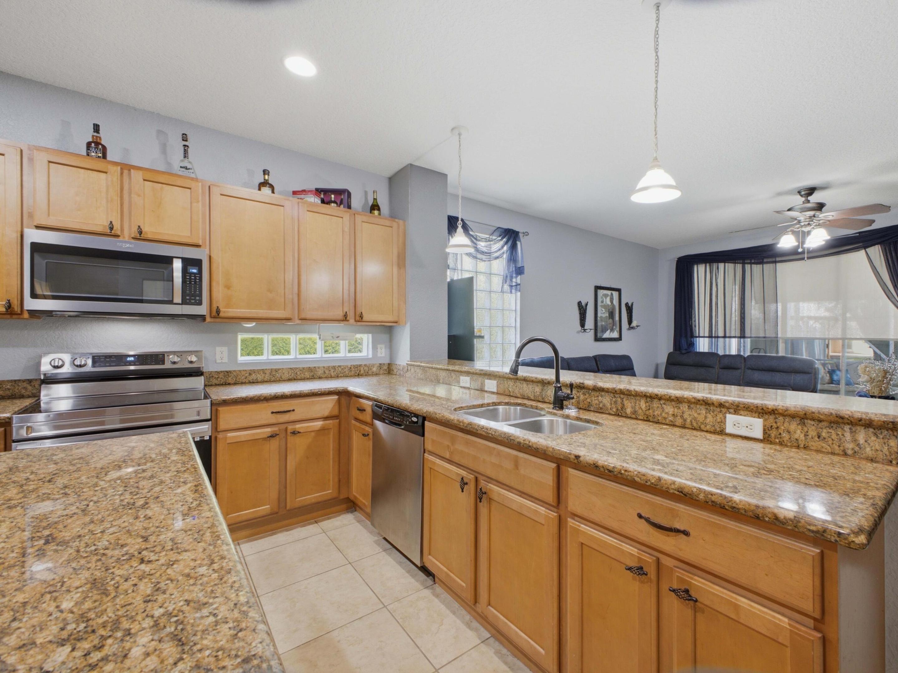 6906 Aliso Avenue Property Photo 4