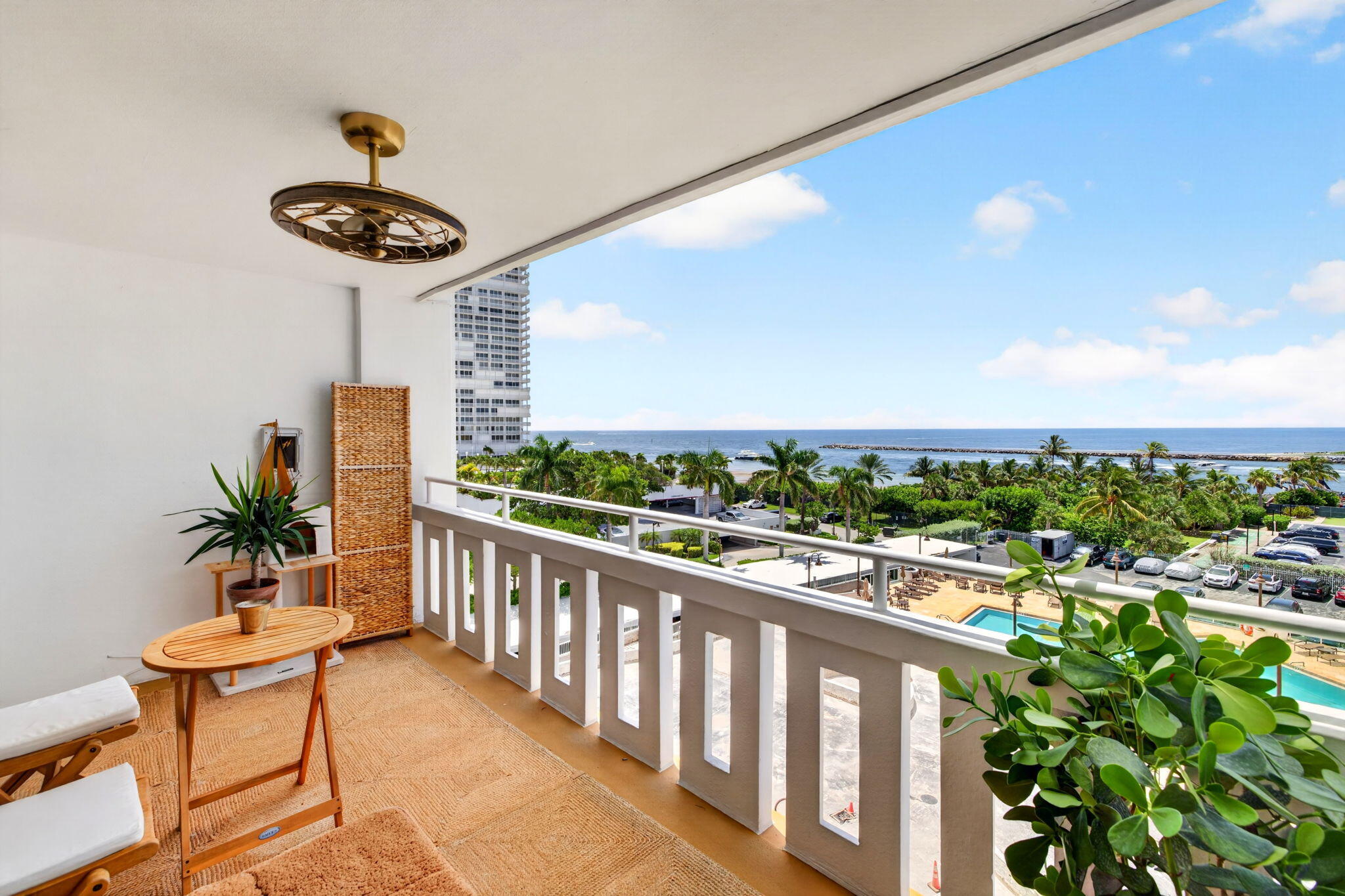 2000 S Ocean Drive 608 Property Photo 32