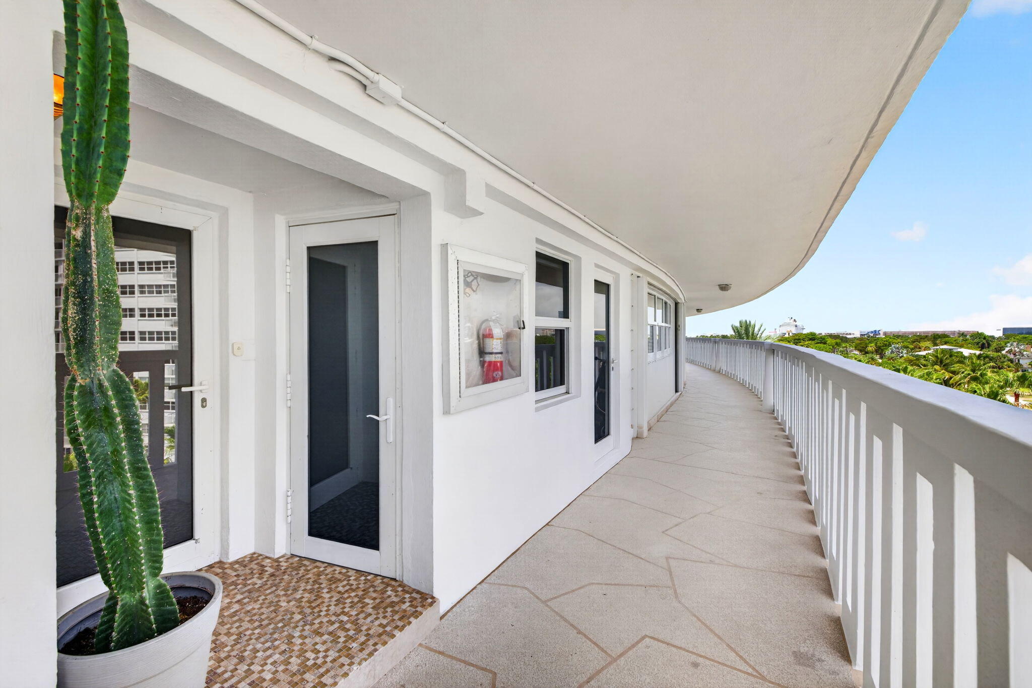 2000 S Ocean Drive 608 Property Photo 36