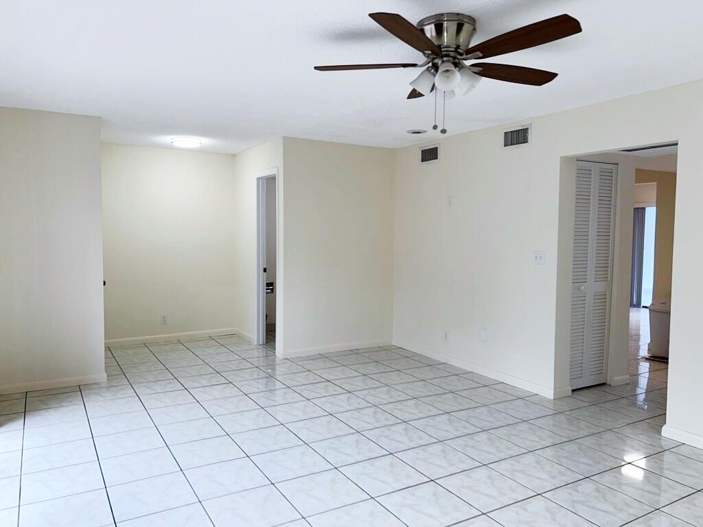 3094 Bermwood Lane 237 Property Photo 18