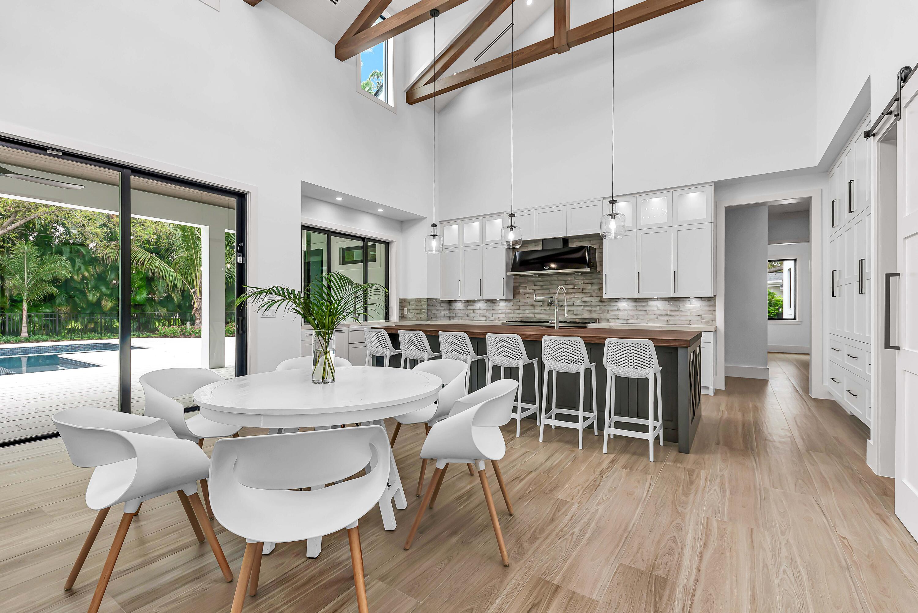 Xxx 75th Way N Property Photo 6