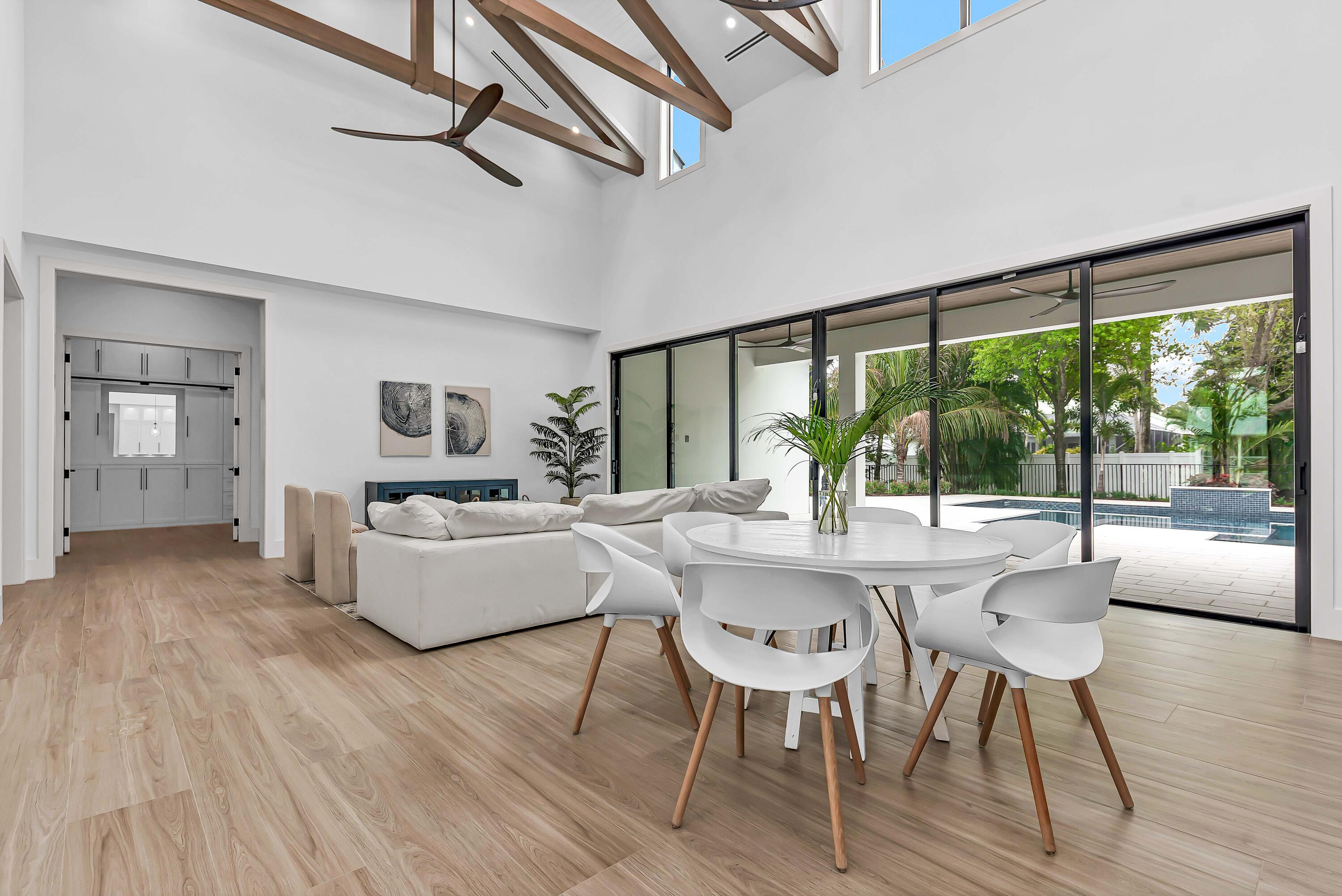Xxx 75th Way N Property Photo 8