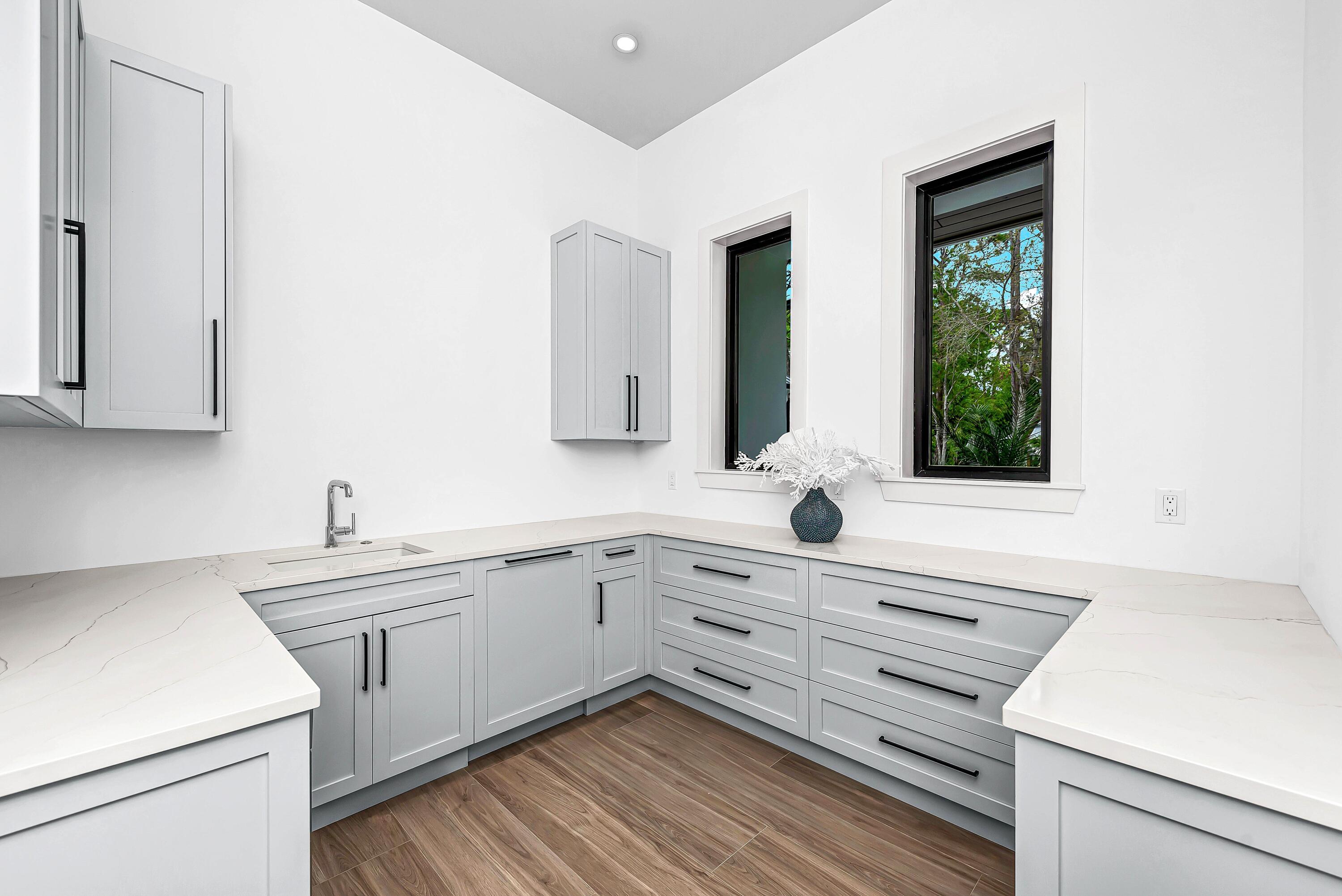 Xxx 75th Way N Property Photo 14