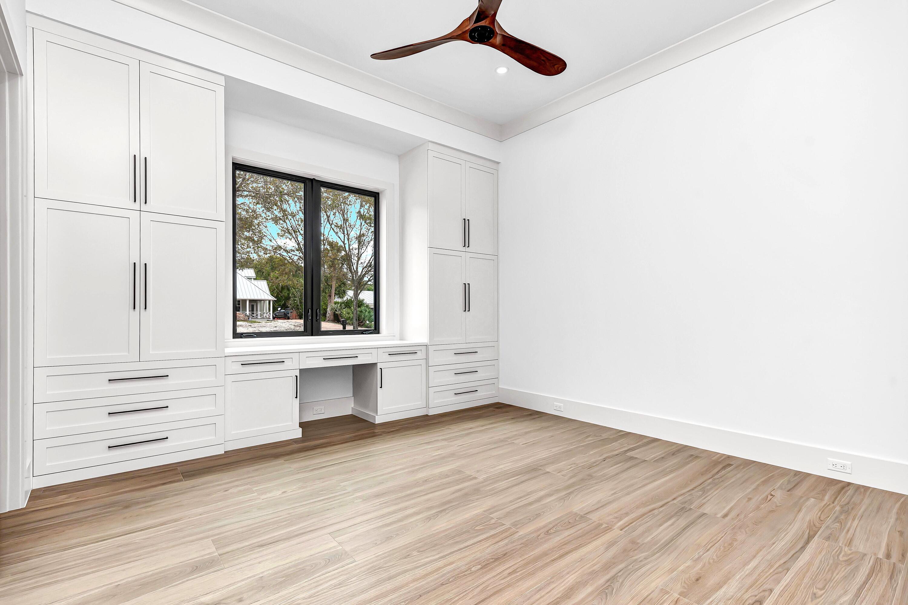 Xxx 75th Way N Property Photo 25