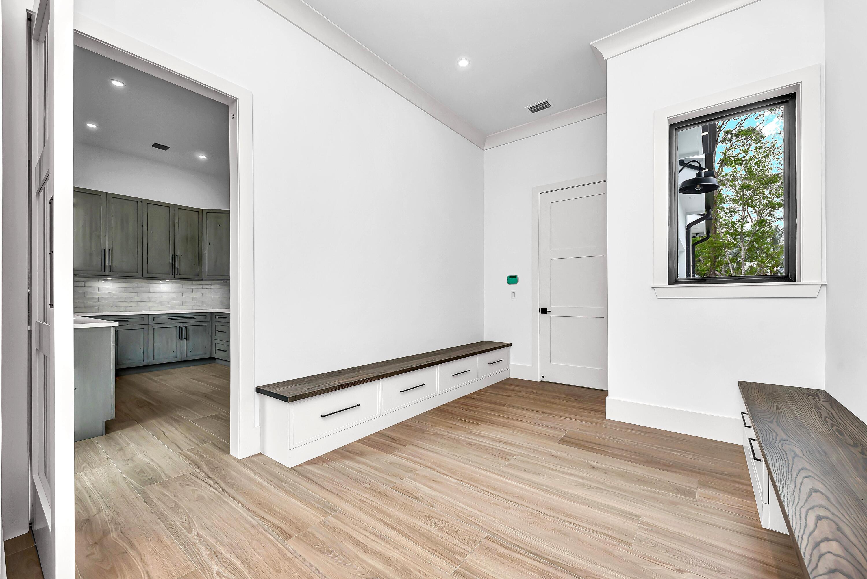 Xxx 75th Way N Property Photo 27