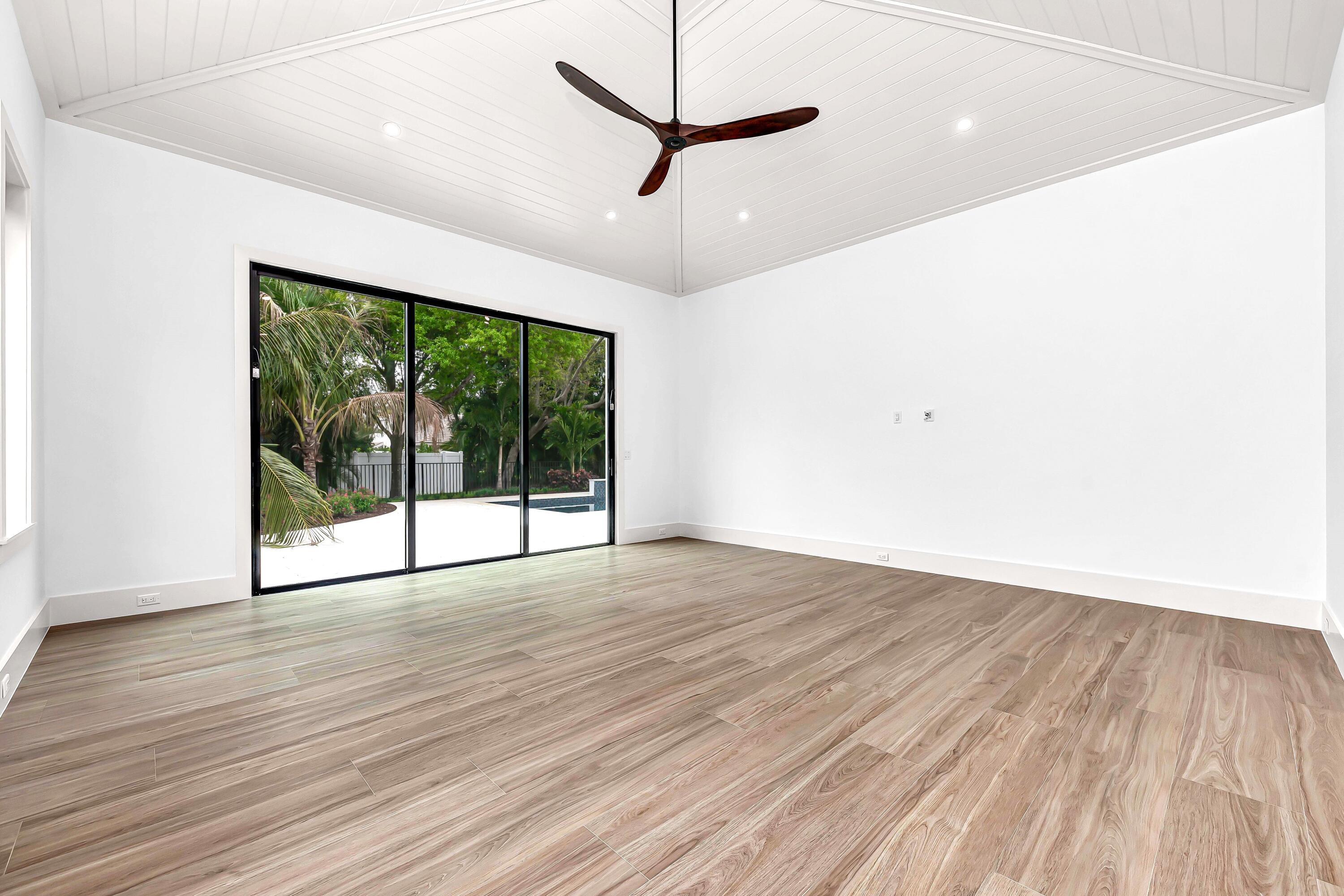 Xxx 75th Way N Property Photo 30