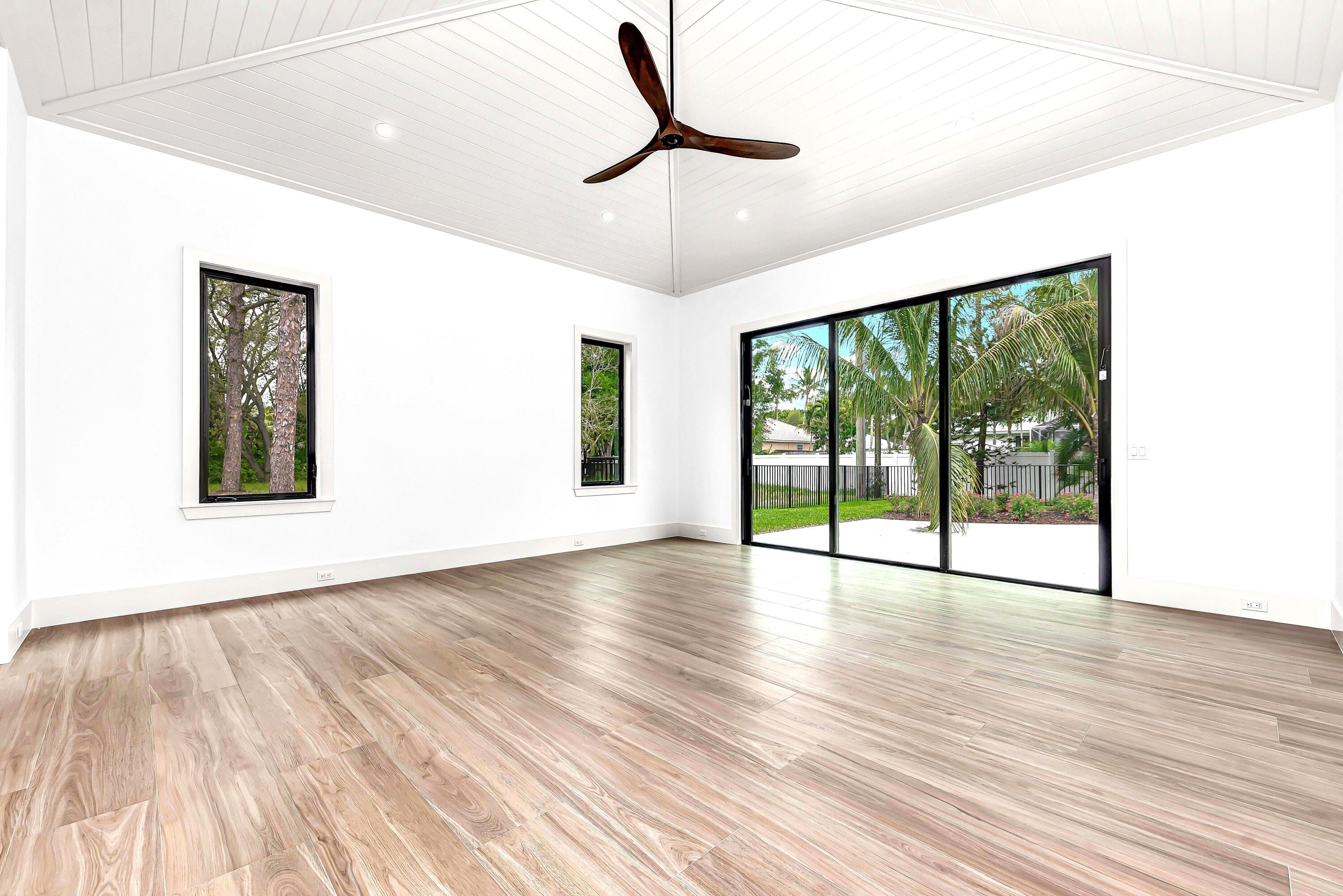 Xxx 75th Way N Property Photo 31