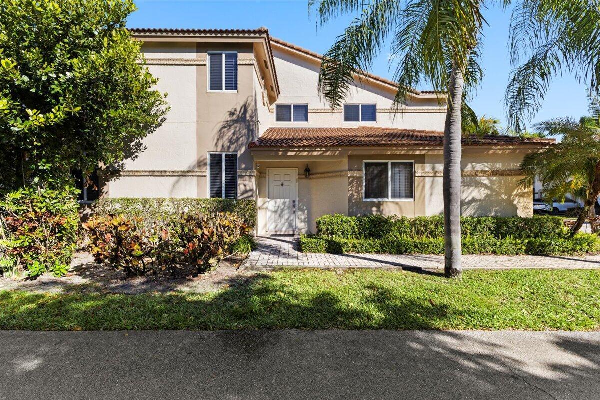 6700 Via Regina Property Photo 1