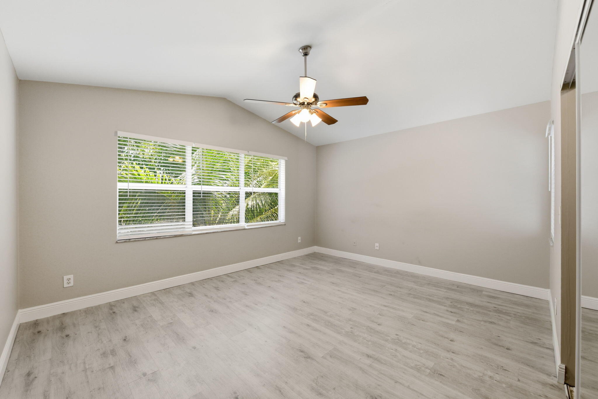 10837 Nw 46th Drive Property Photo 32