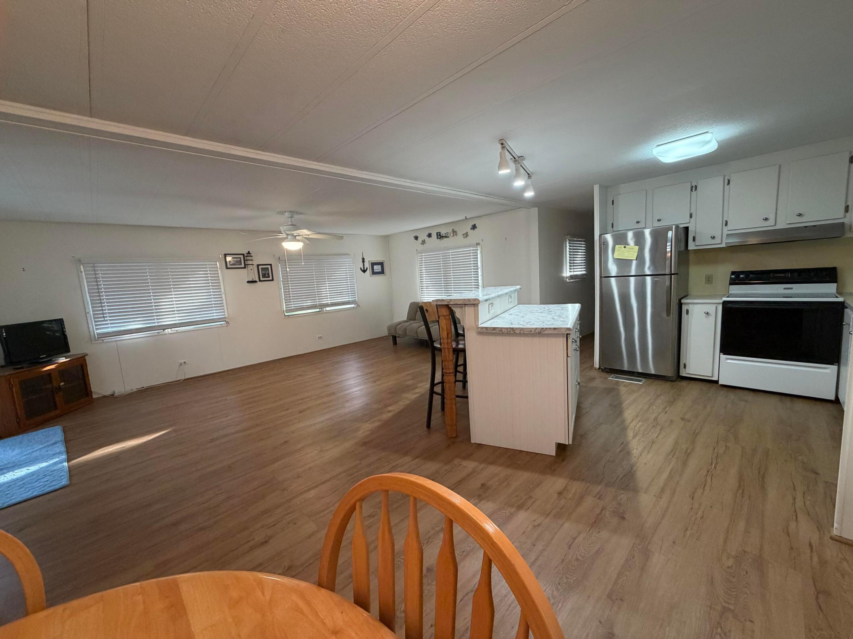 3500 S Kanner Highway 119 Property Photo 13