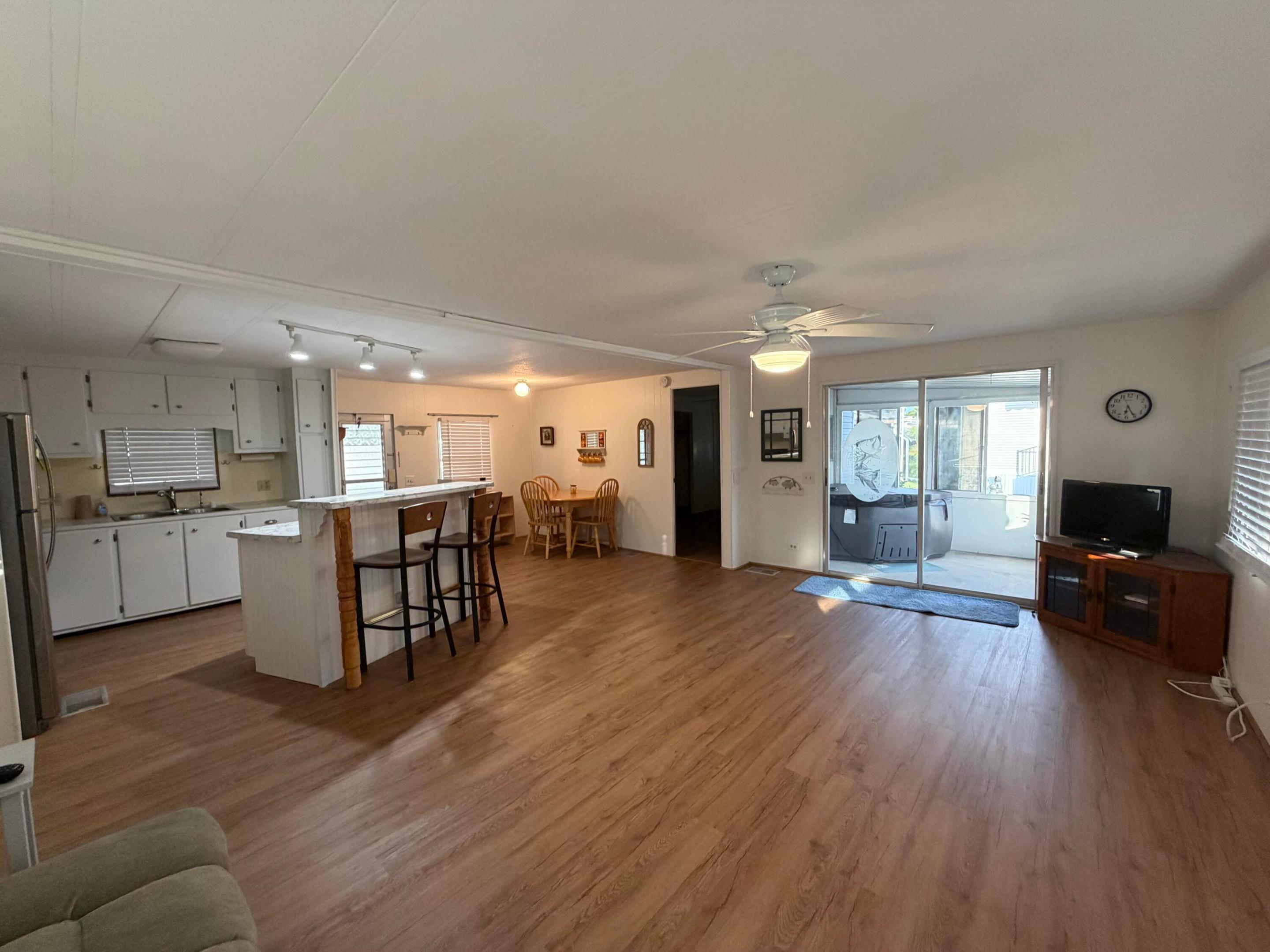 3500 S Kanner Highway 119 Property Photo 14