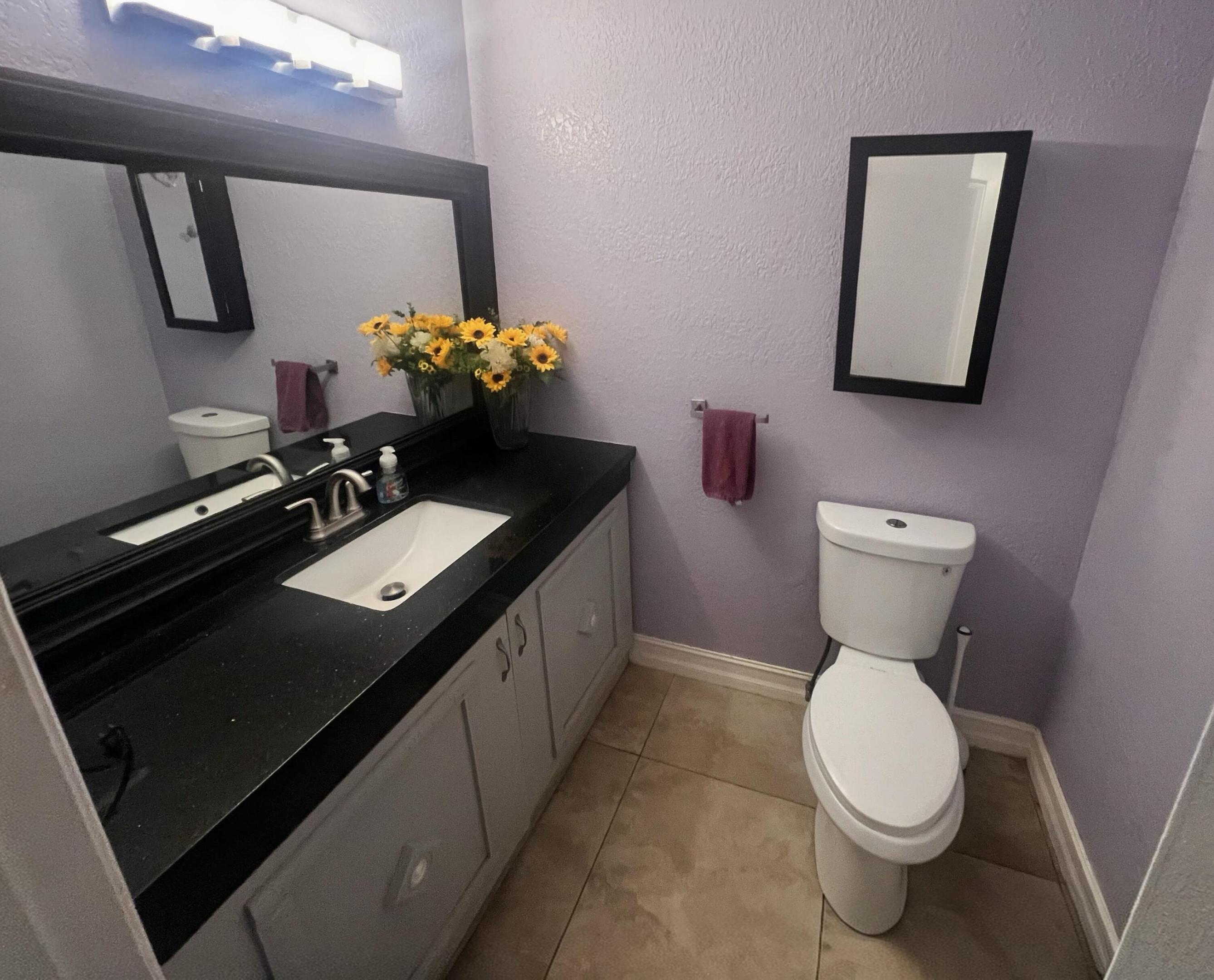 11415 46th Place N Property Photo 7
