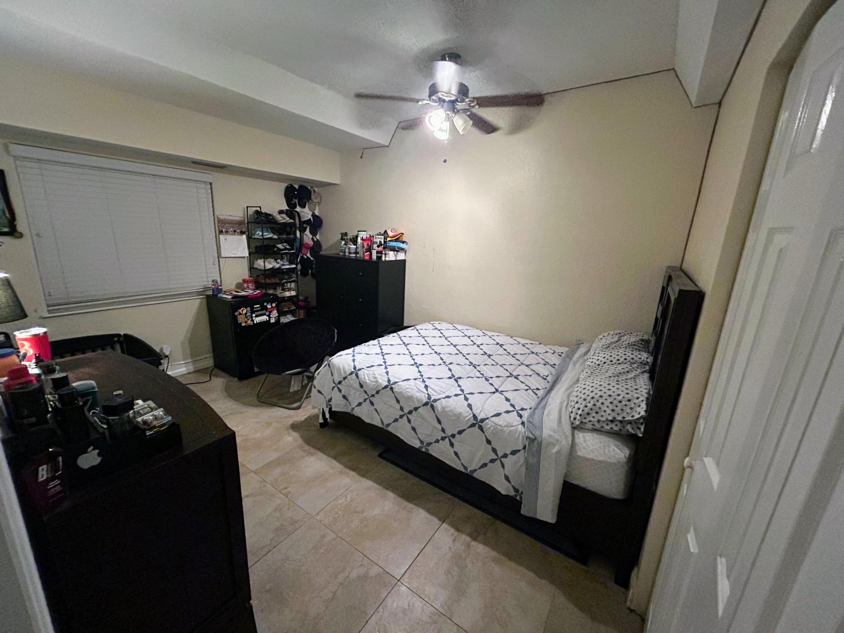 11415 46th Place N Property Photo 18