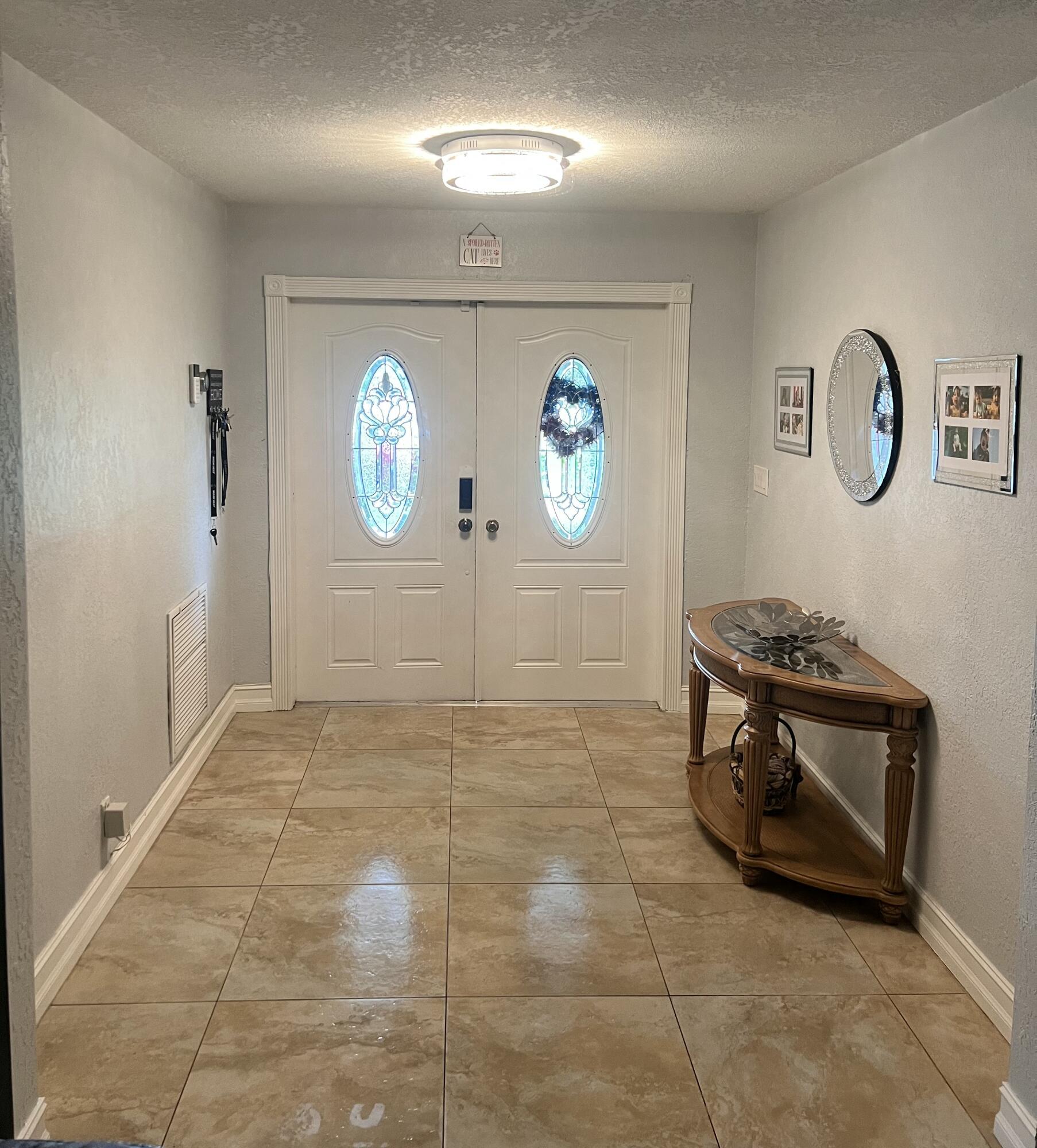 11415 46th Place N Property Photo 23