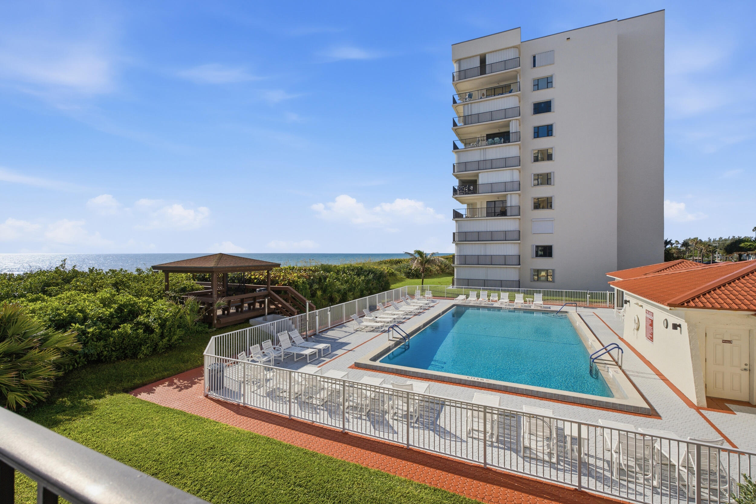 9400 S Ocean Drive 208 Property Photo 26