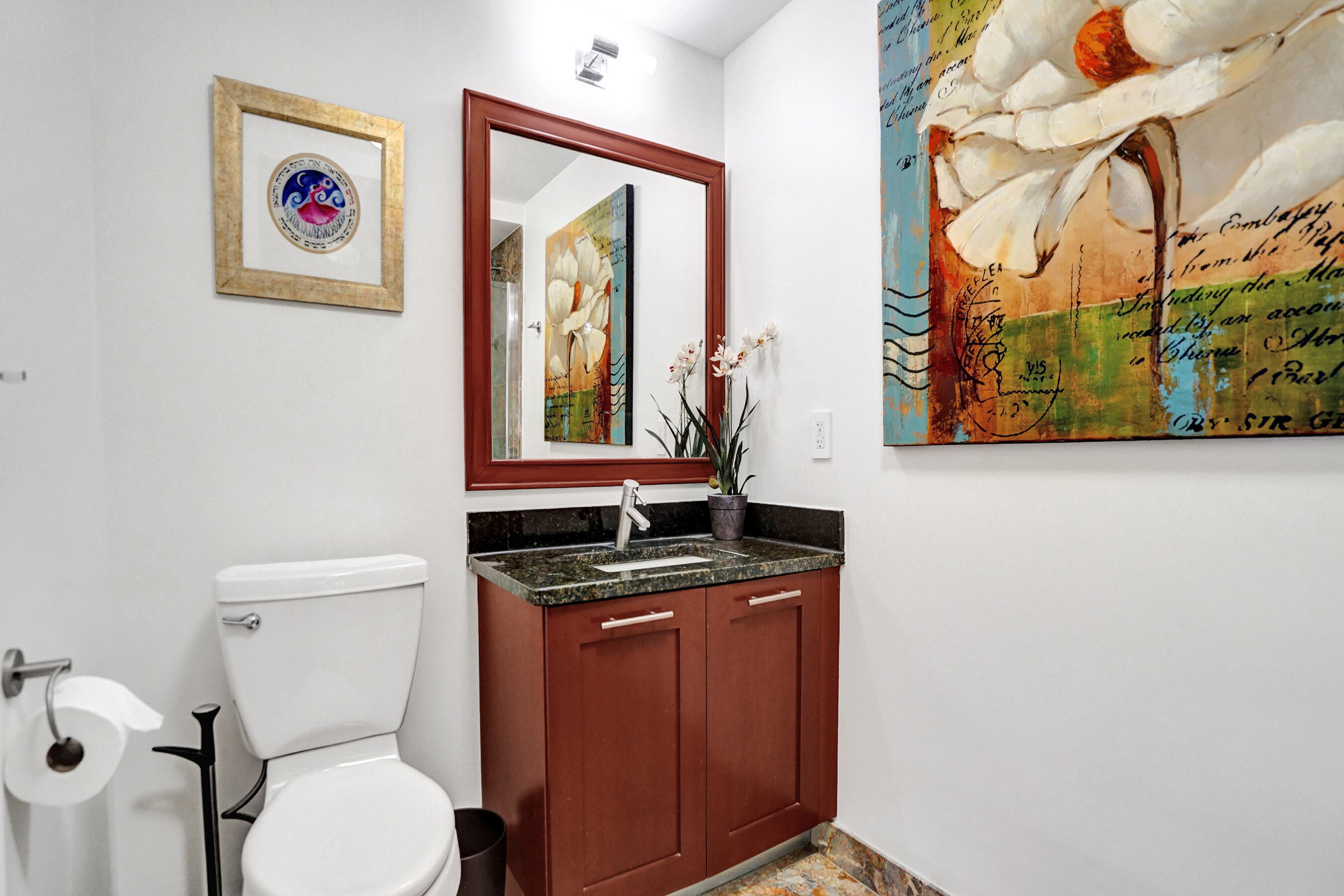 2409 N Ocean Boulevard 626 Property Photo 28