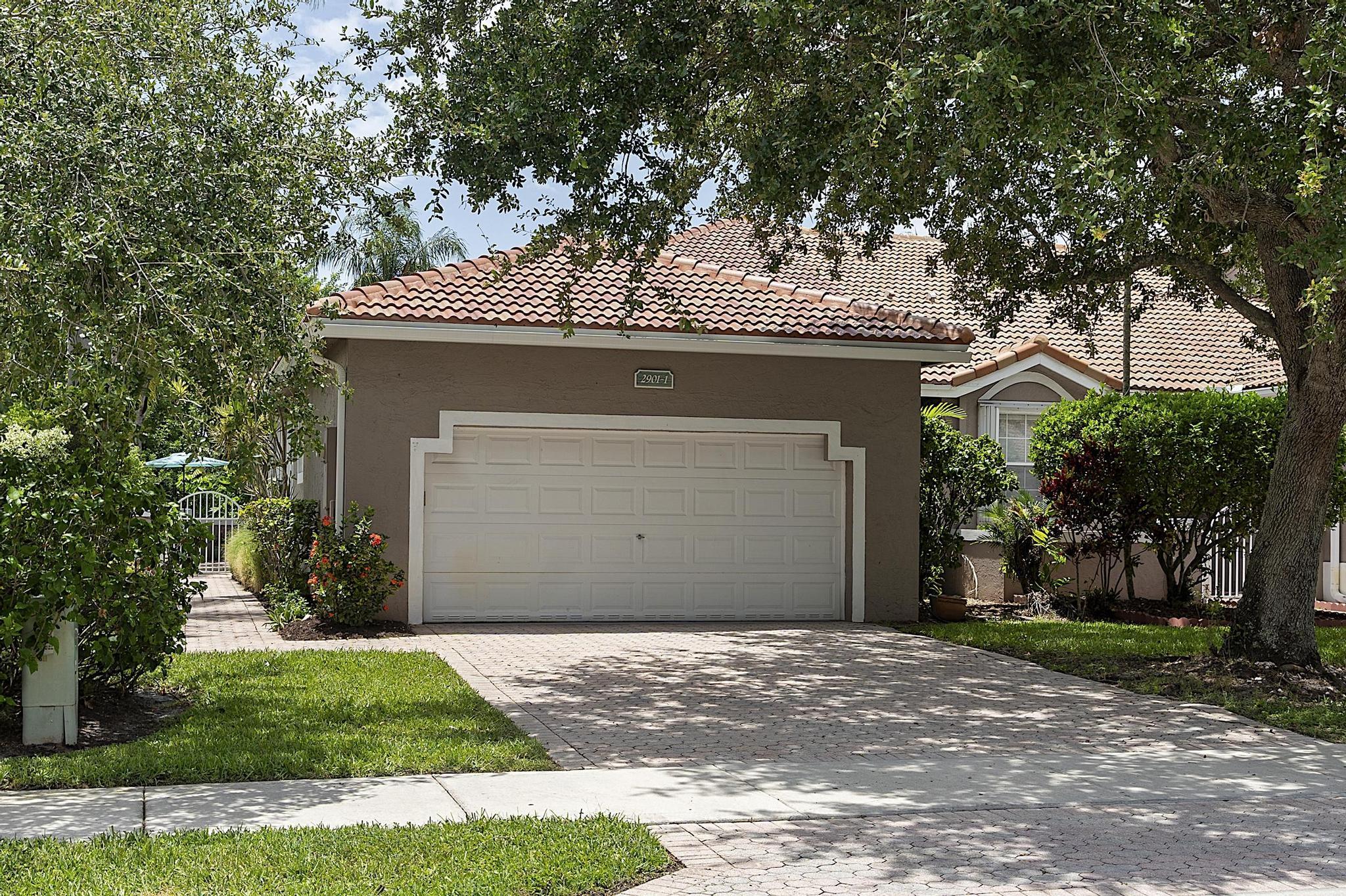 2901 E Aragon Boulevard 1 Property Photo 2