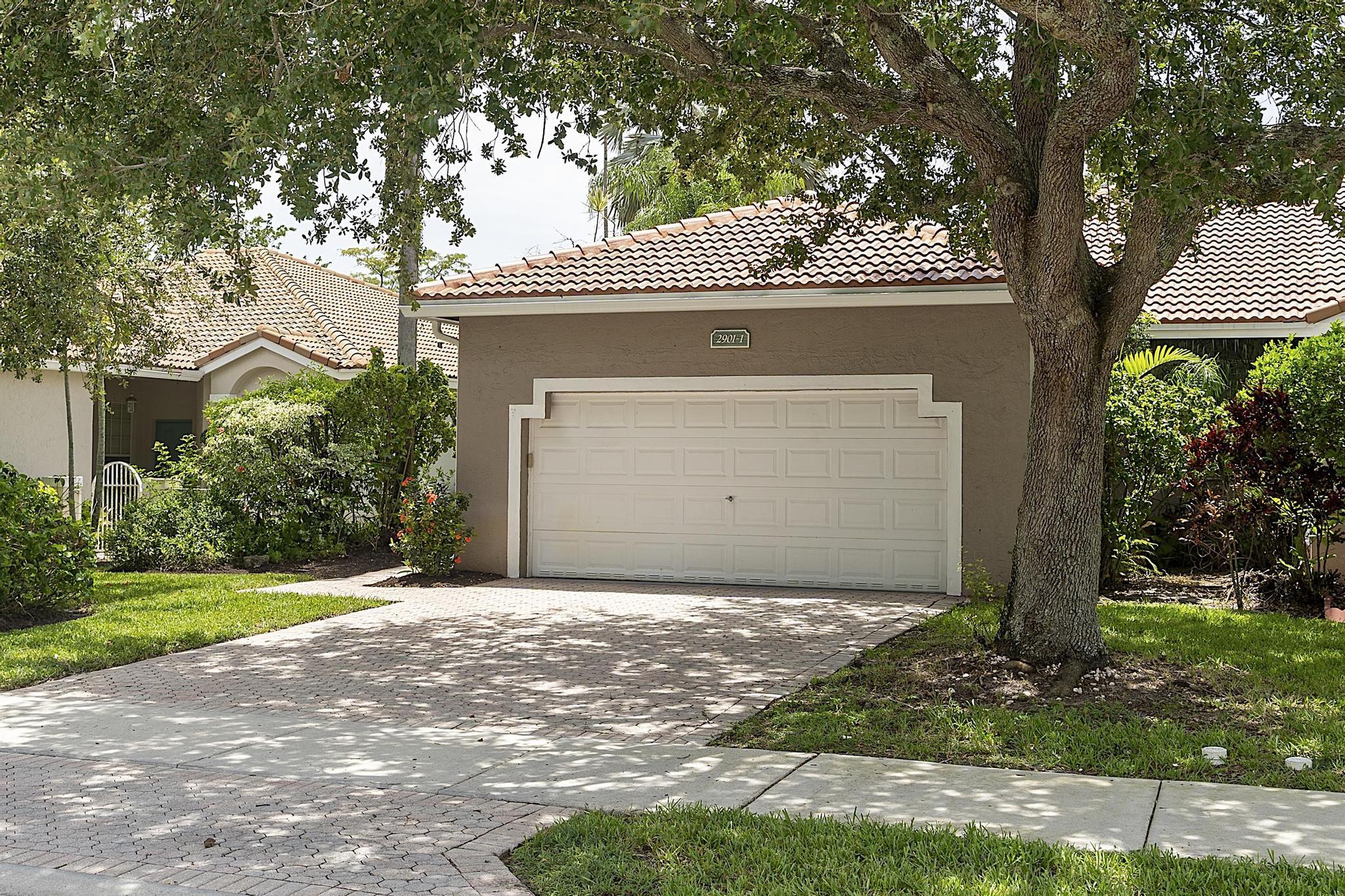 2901 E Aragon Boulevard 1 Property Photo 3