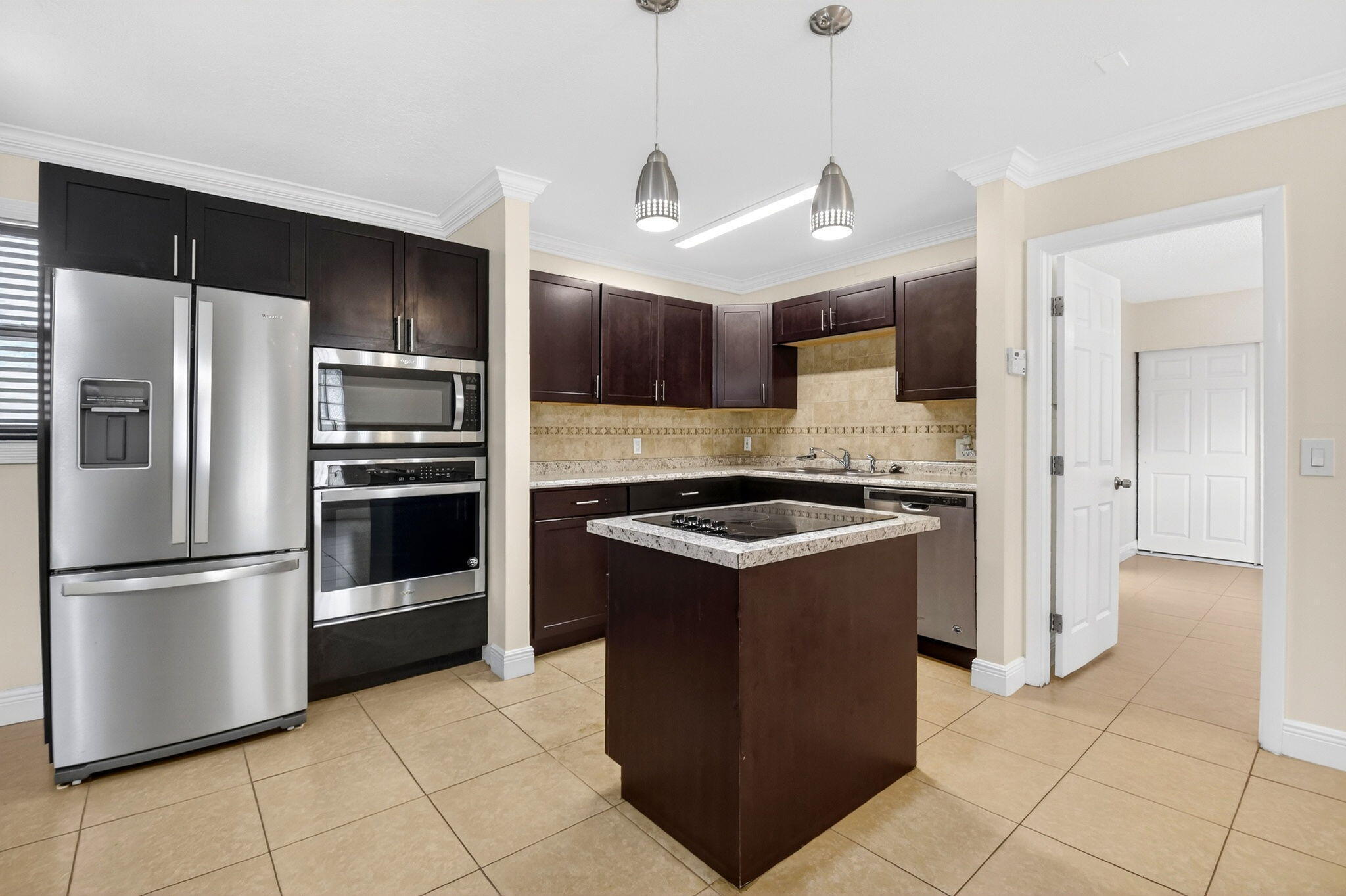 18 Crossings Circle F Property Photo 11