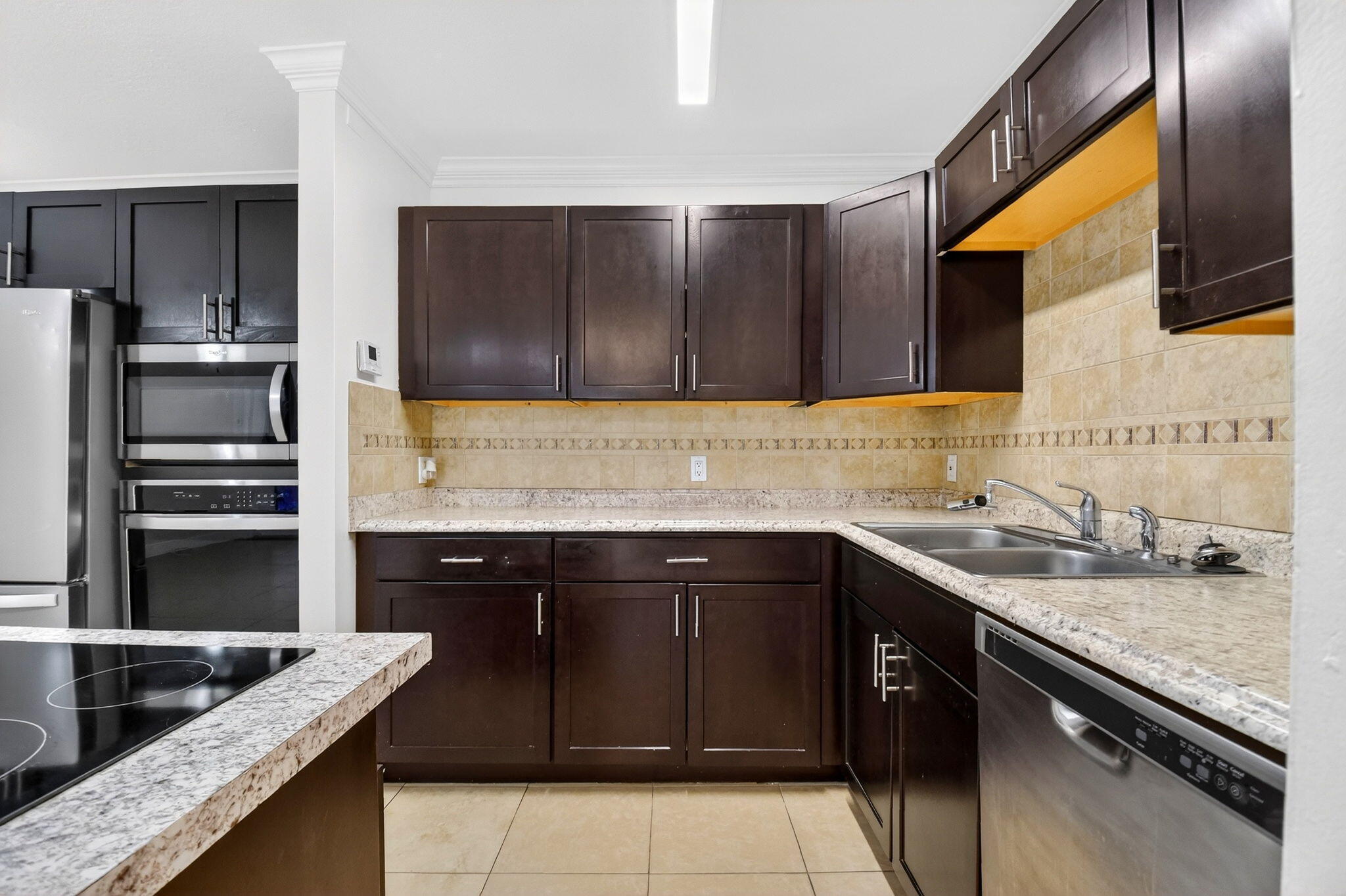 18 Crossings Circle F Property Photo 16