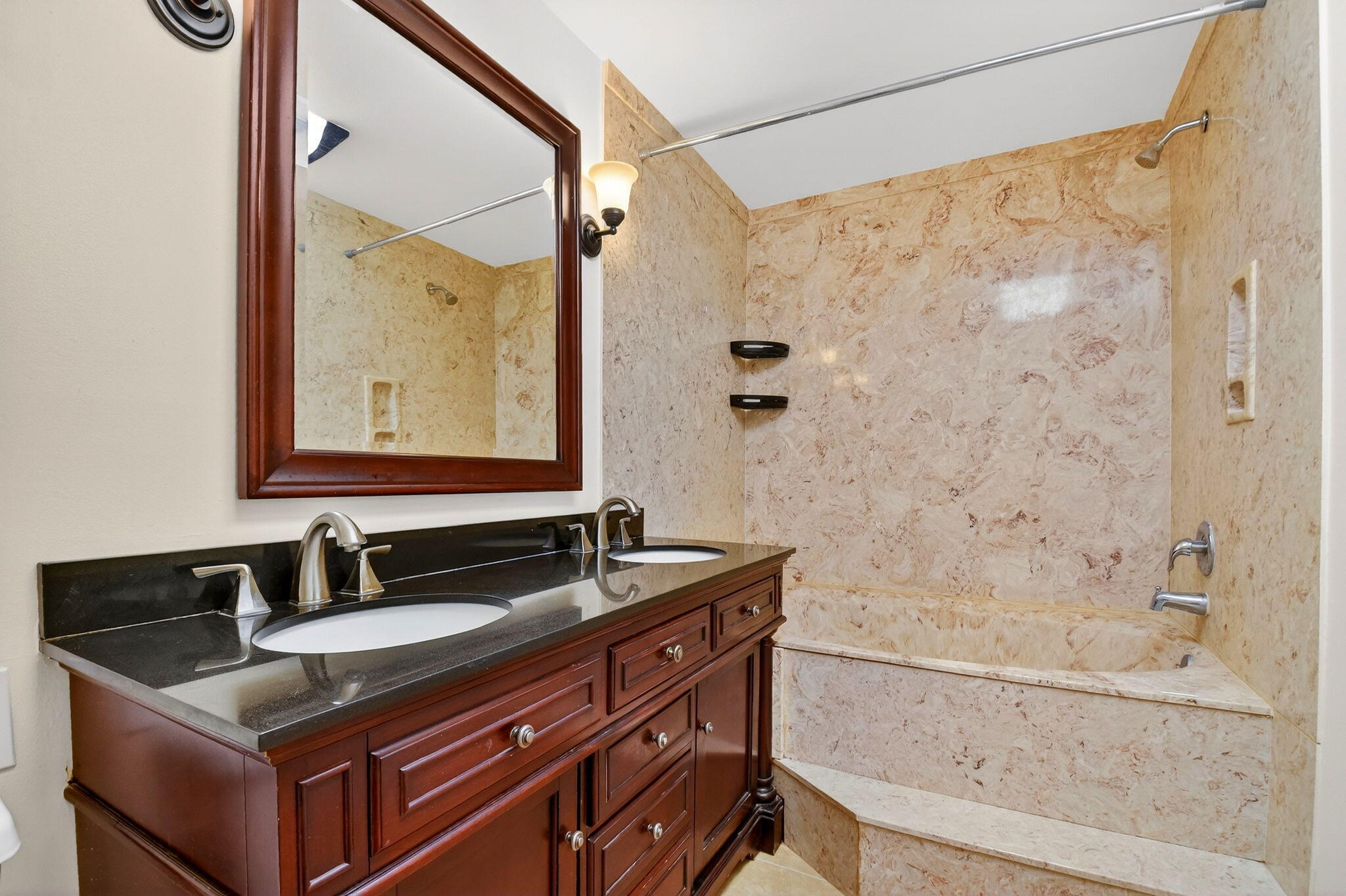 18 Crossings Circle F Property Photo 24