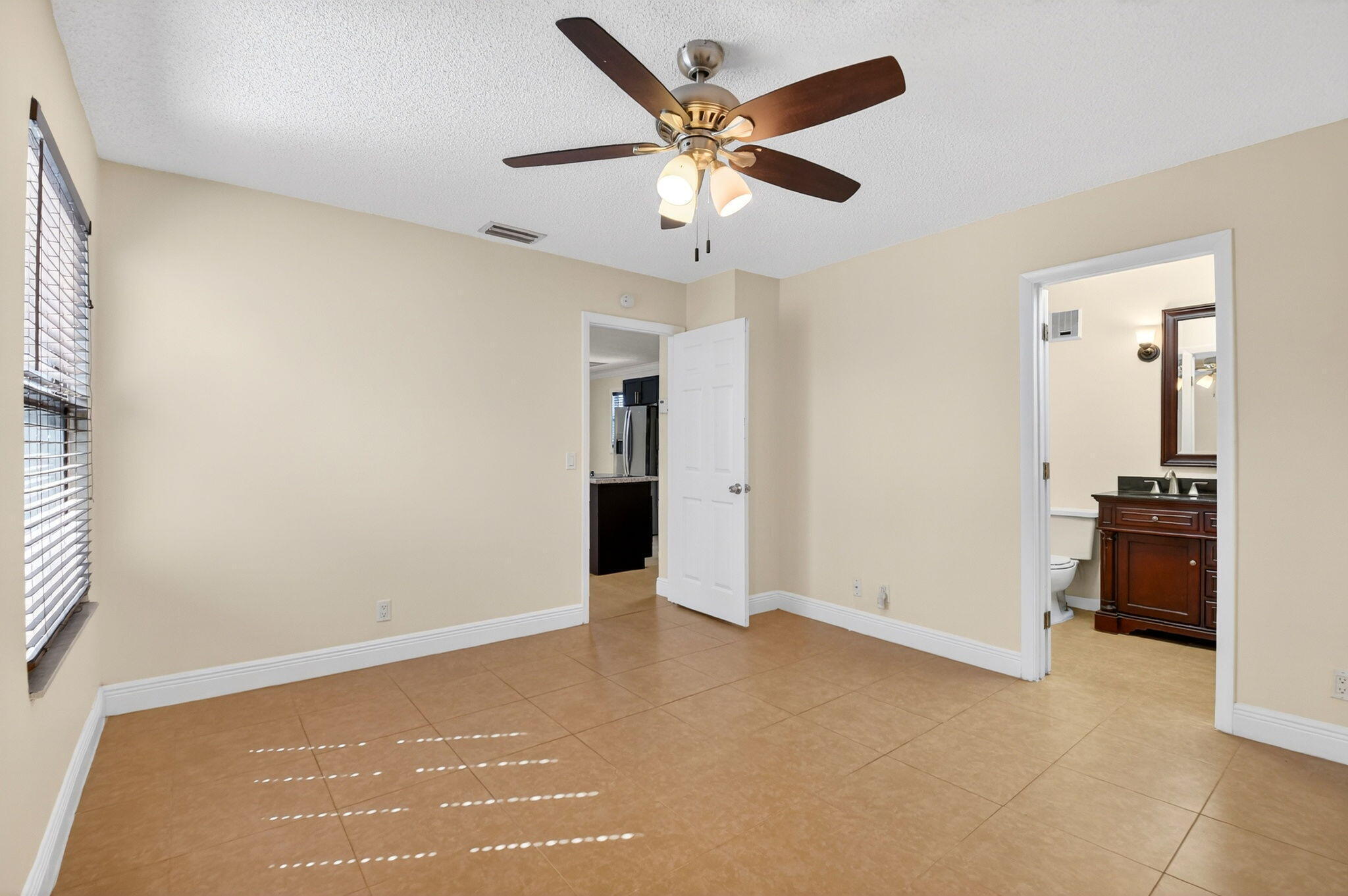 18 Crossings Circle F Property Photo 27