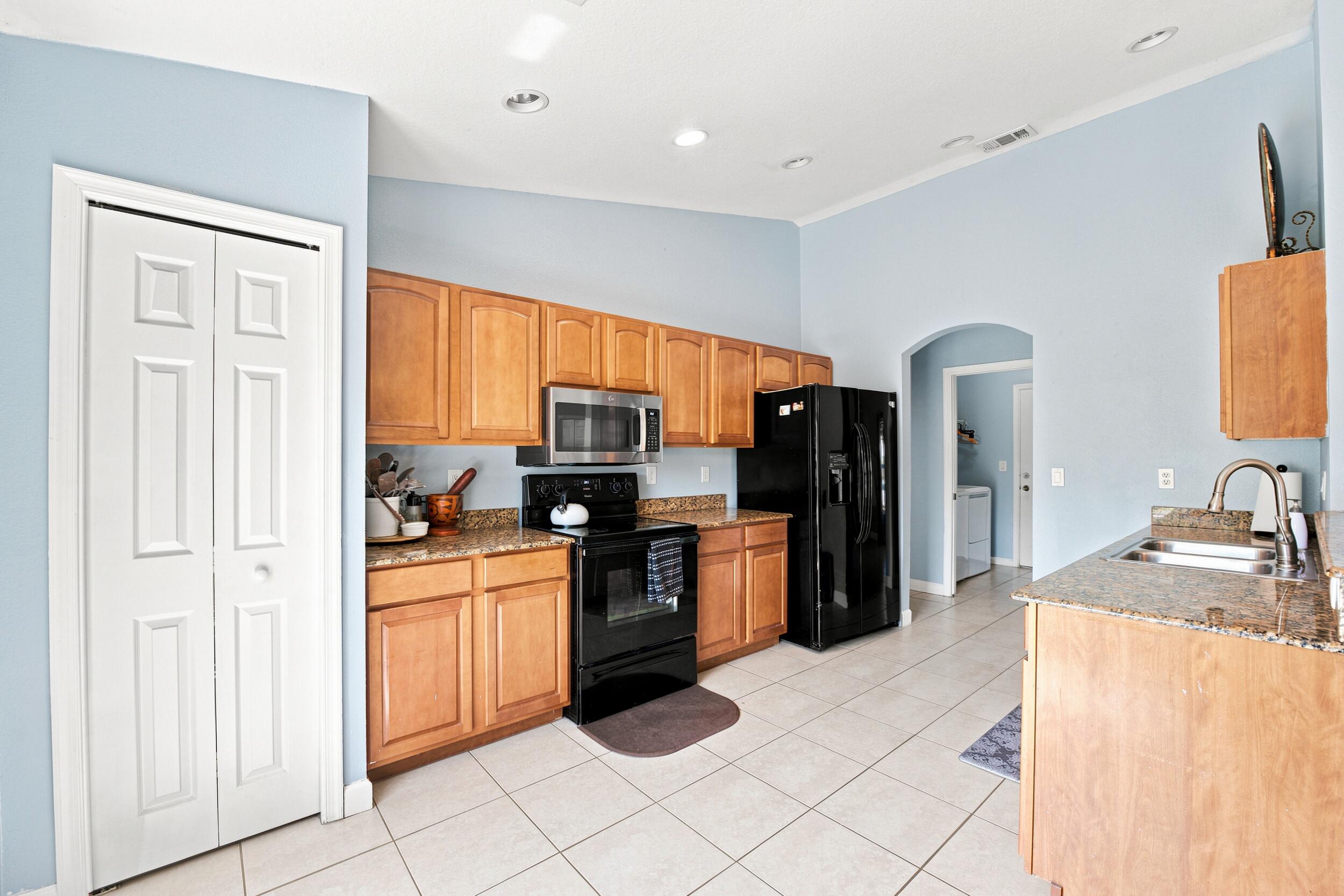 2674 Sw Abelard Street Property Photo 16