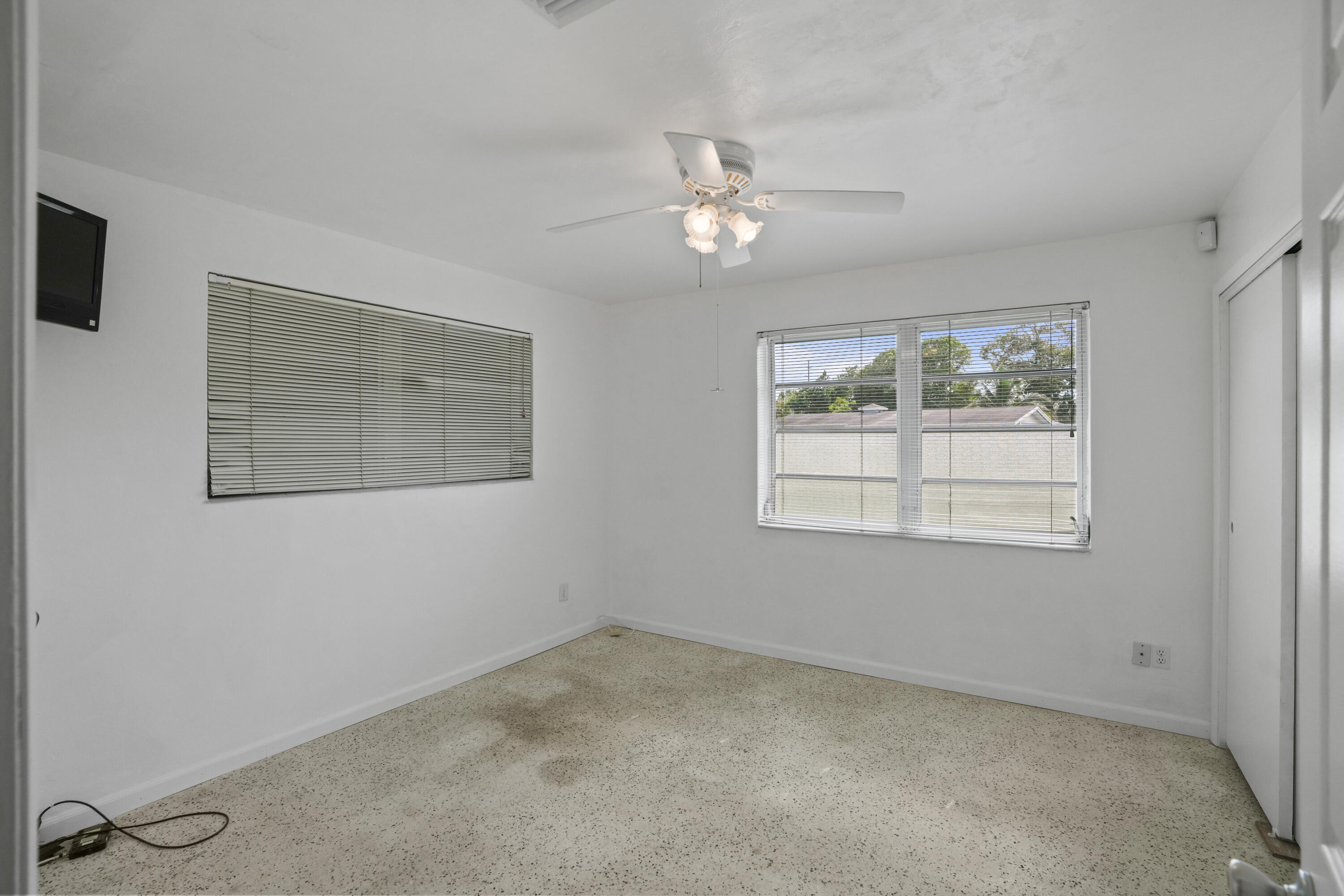 2270 Sw 30th Terrace Property Photo 23