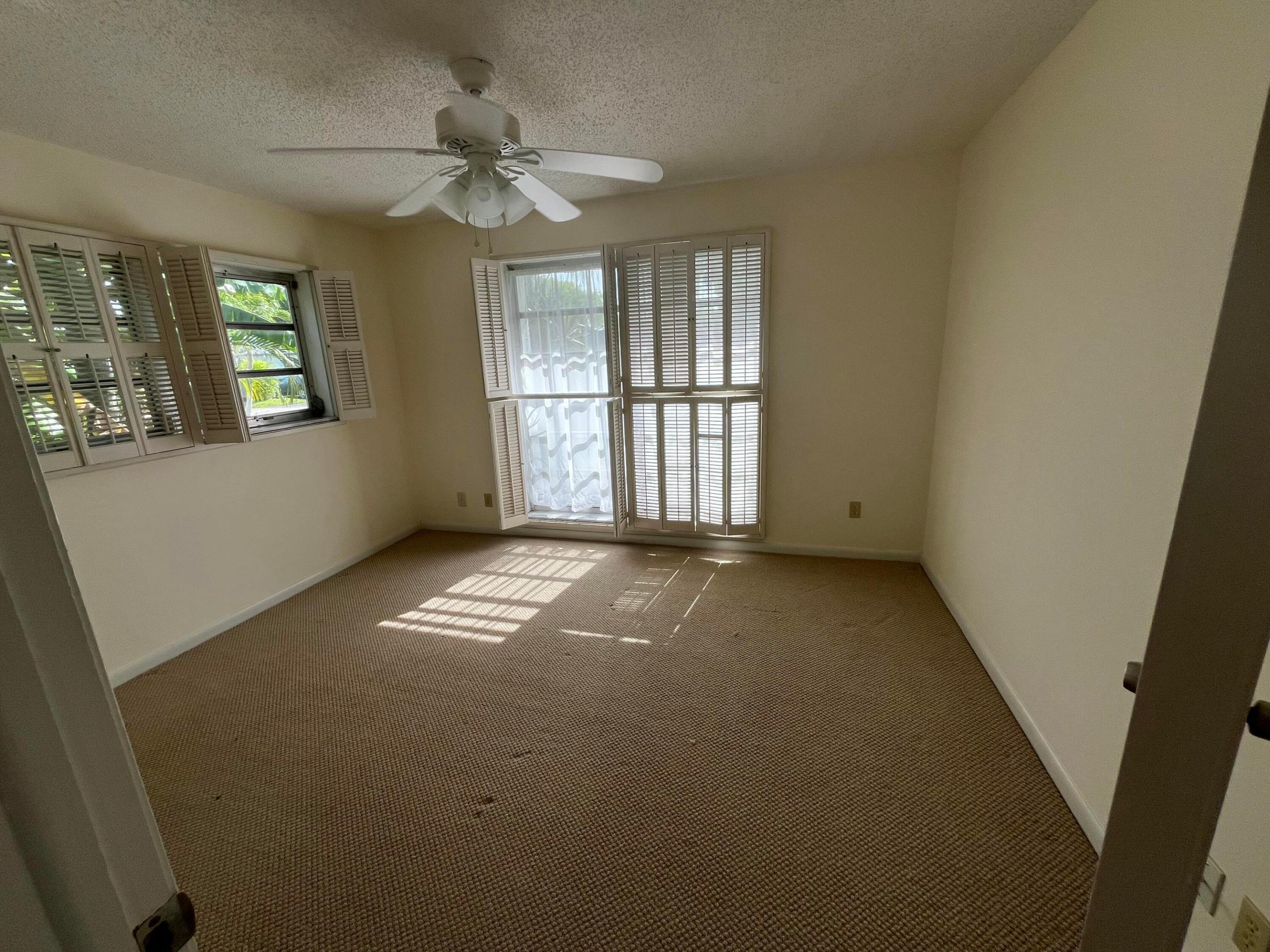 4804 Mango Drive Property Photo 9