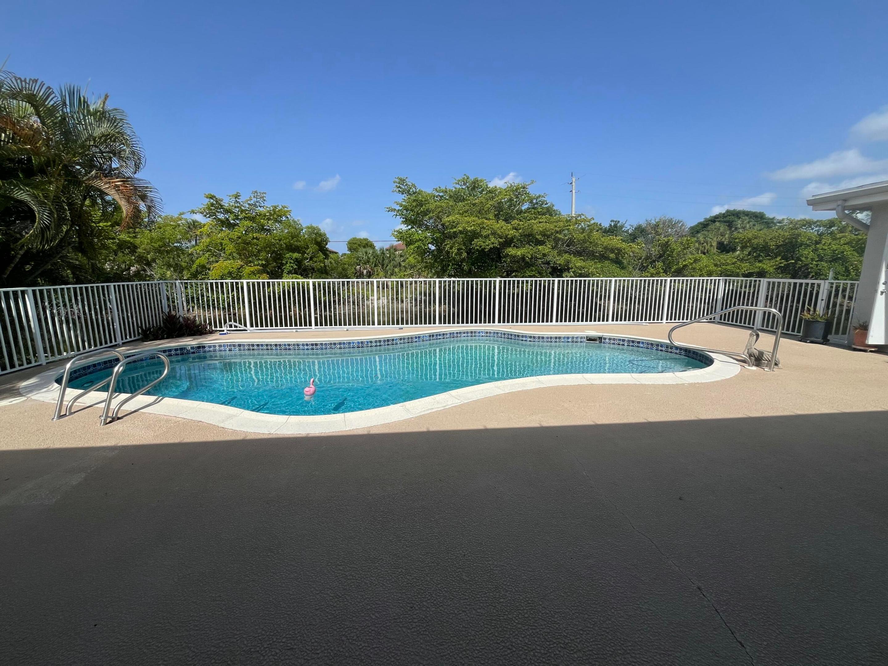 4804 Mango Drive Property Photo 12