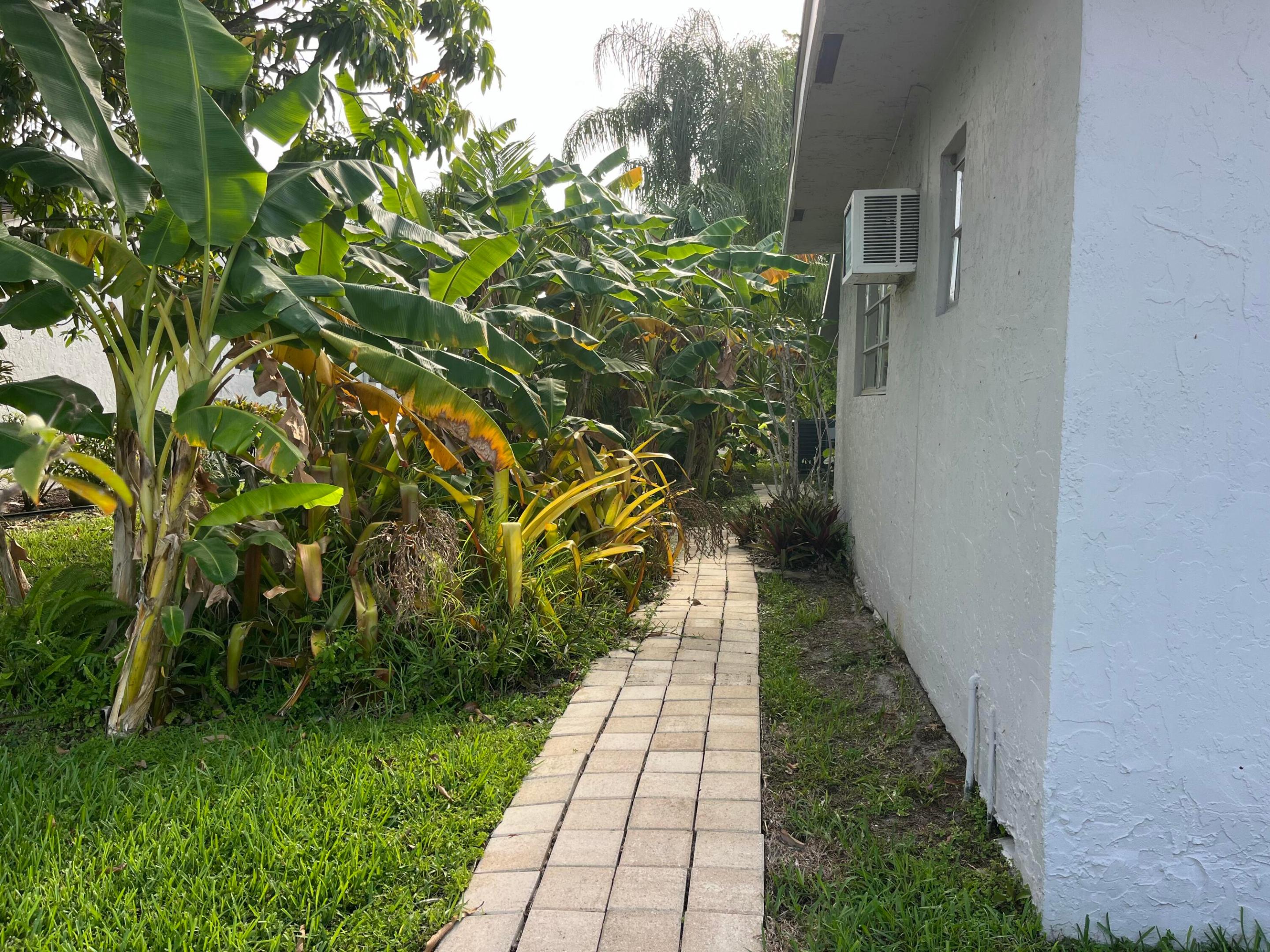 4804 Mango Drive Property Photo 16