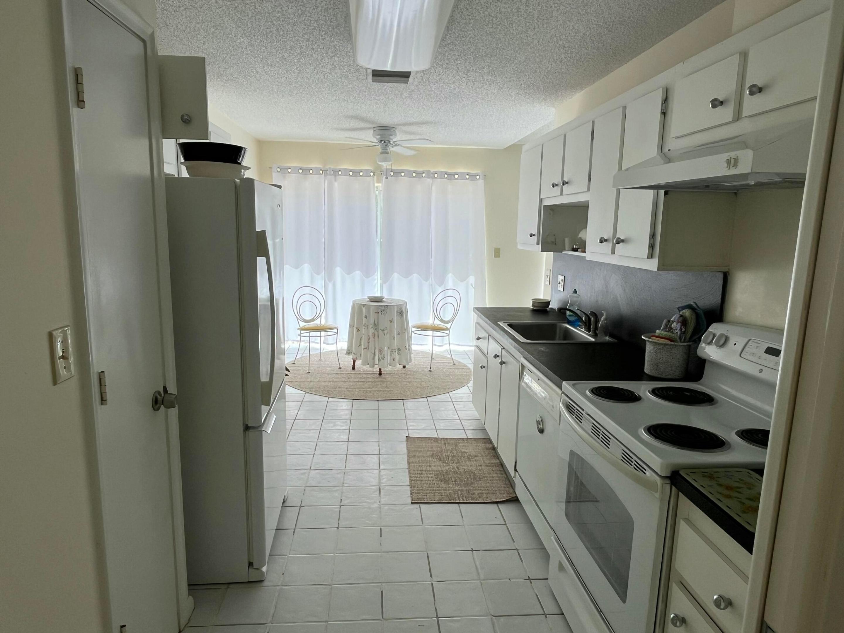 4804 Mango Drive Property Photo 21
