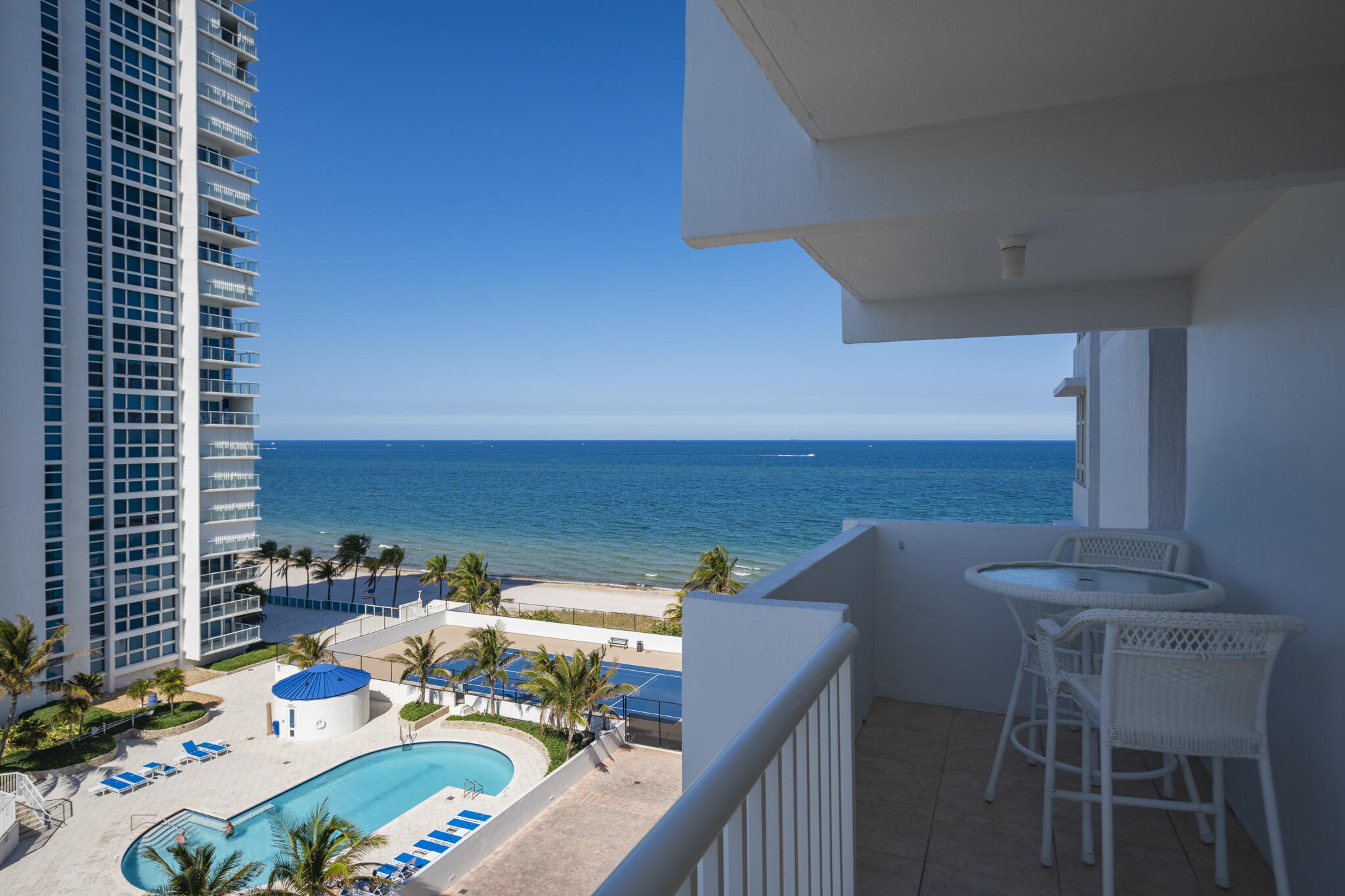 1370 S Ocean Boulevard 905 Property Photo 21