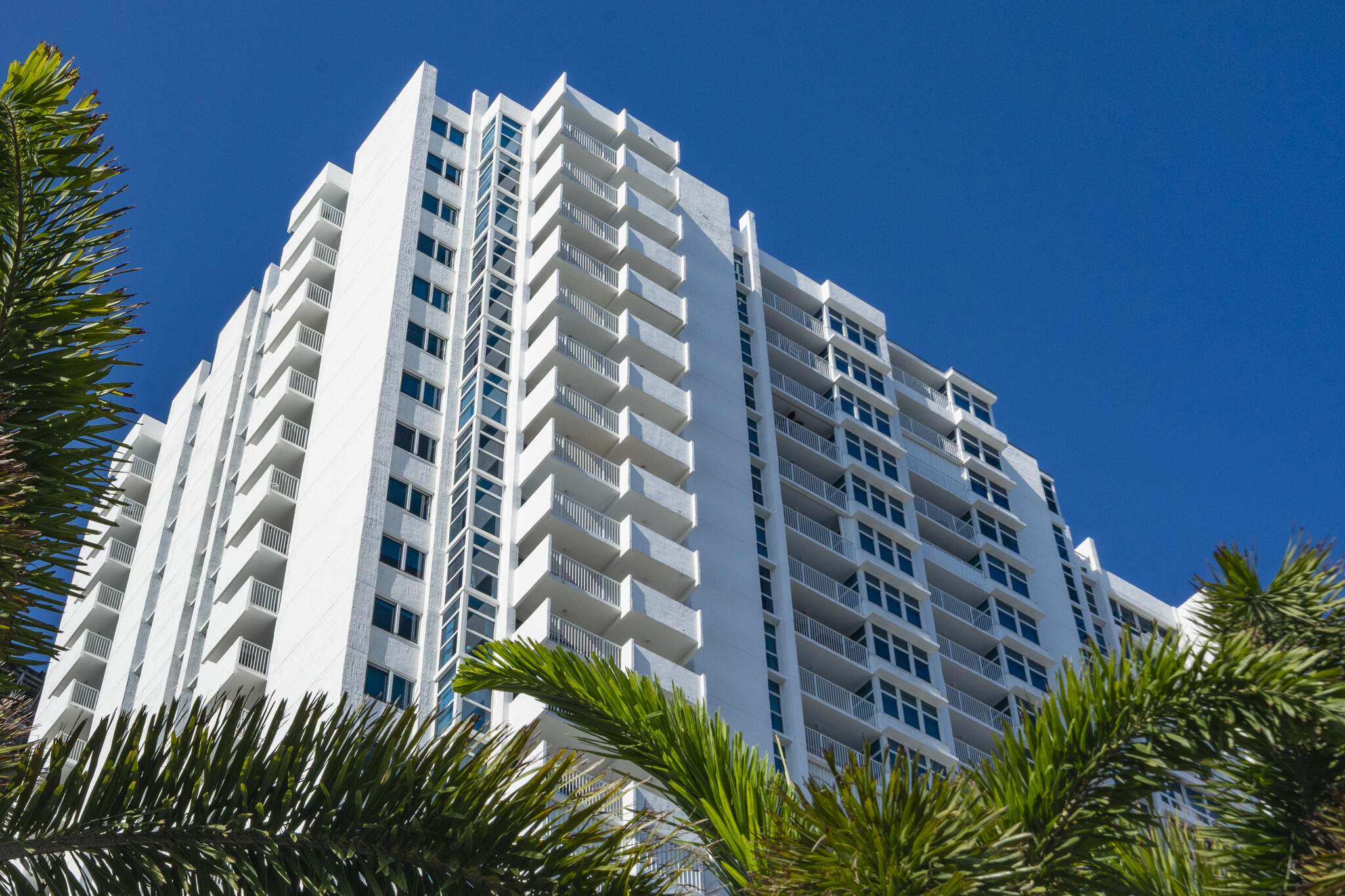 1370 S Ocean Boulevard 905 Property Photo 33