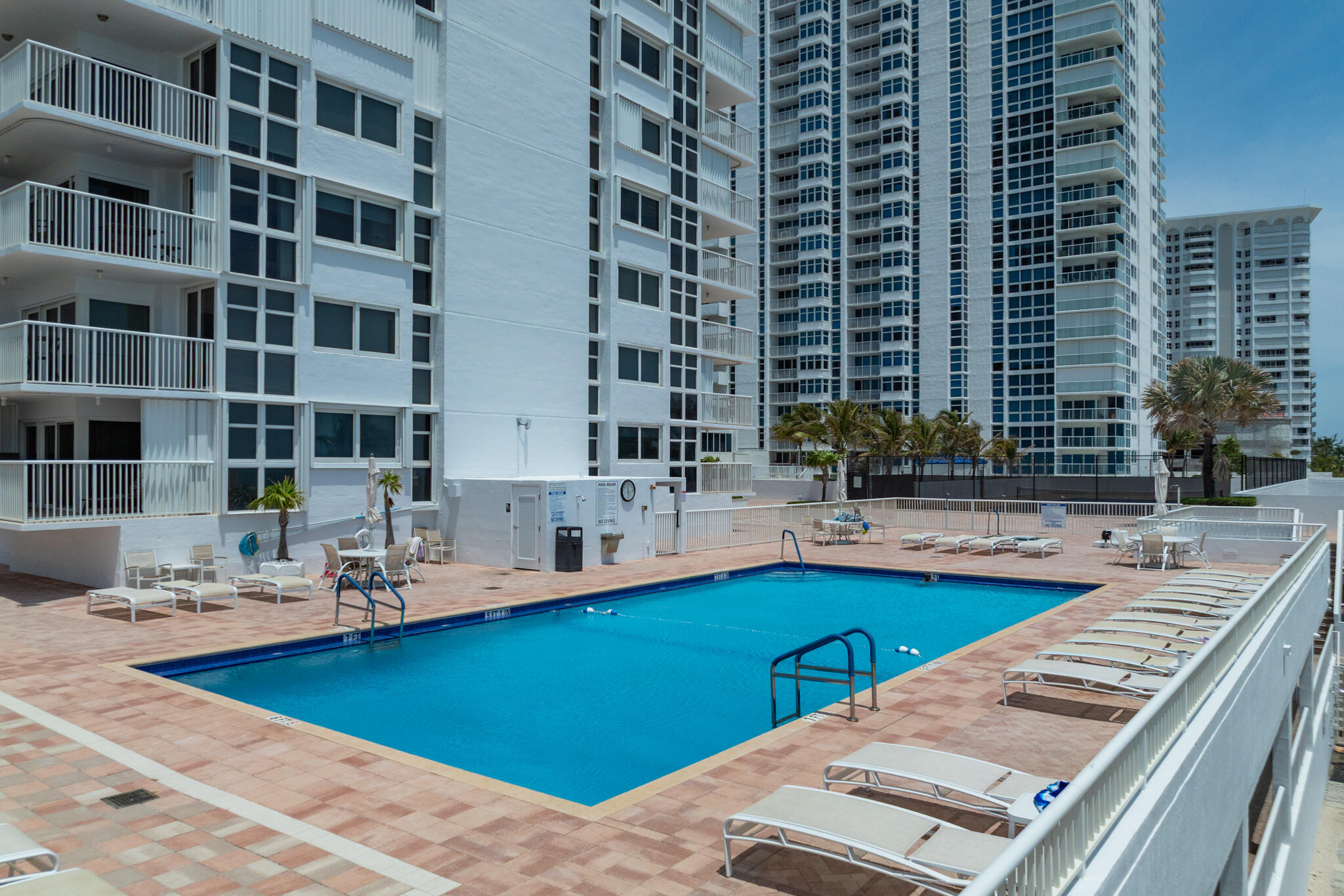 1370 S Ocean Boulevard 905 Property Photo 35
