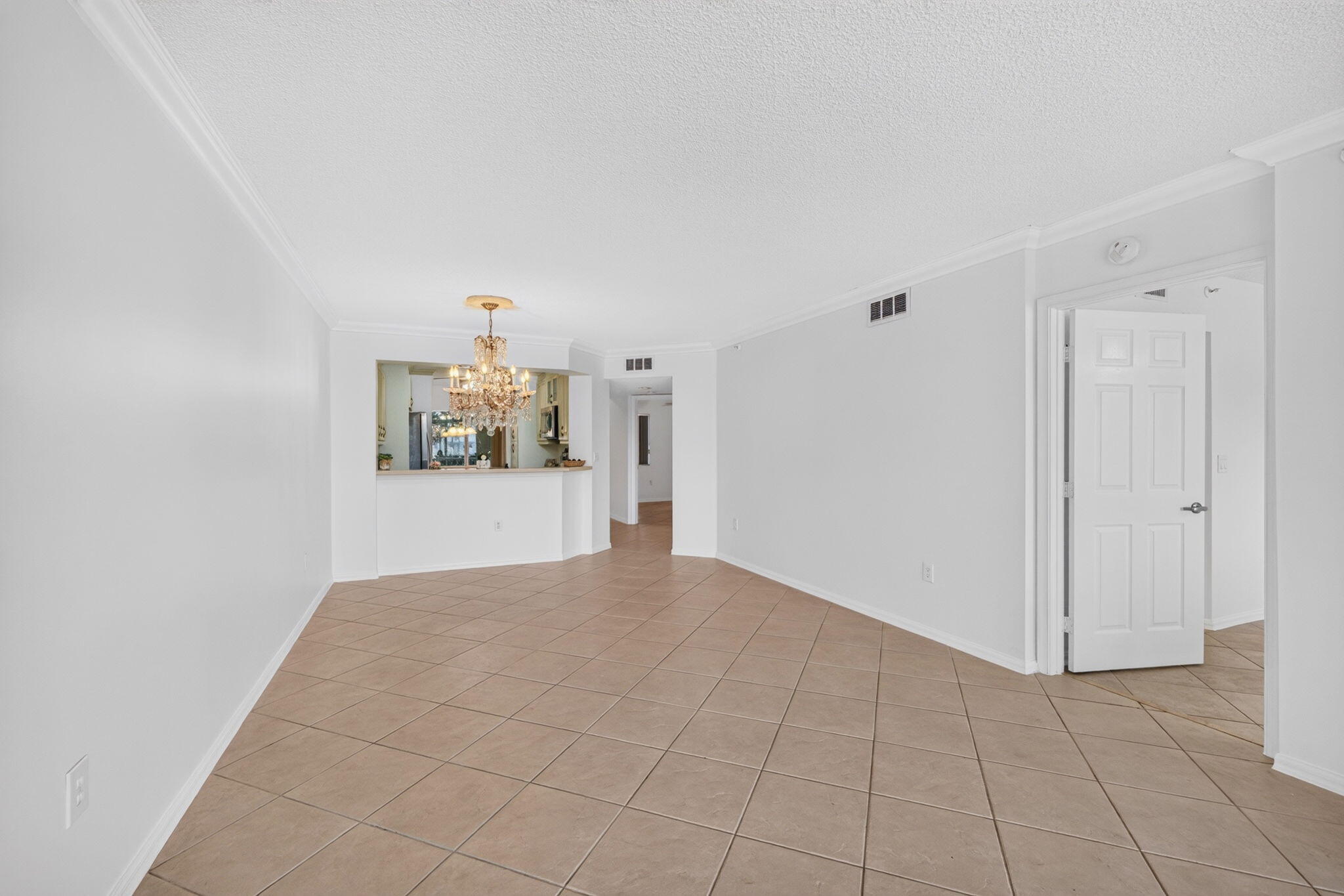 9551 Weldon Circle E212 Property Photo 14